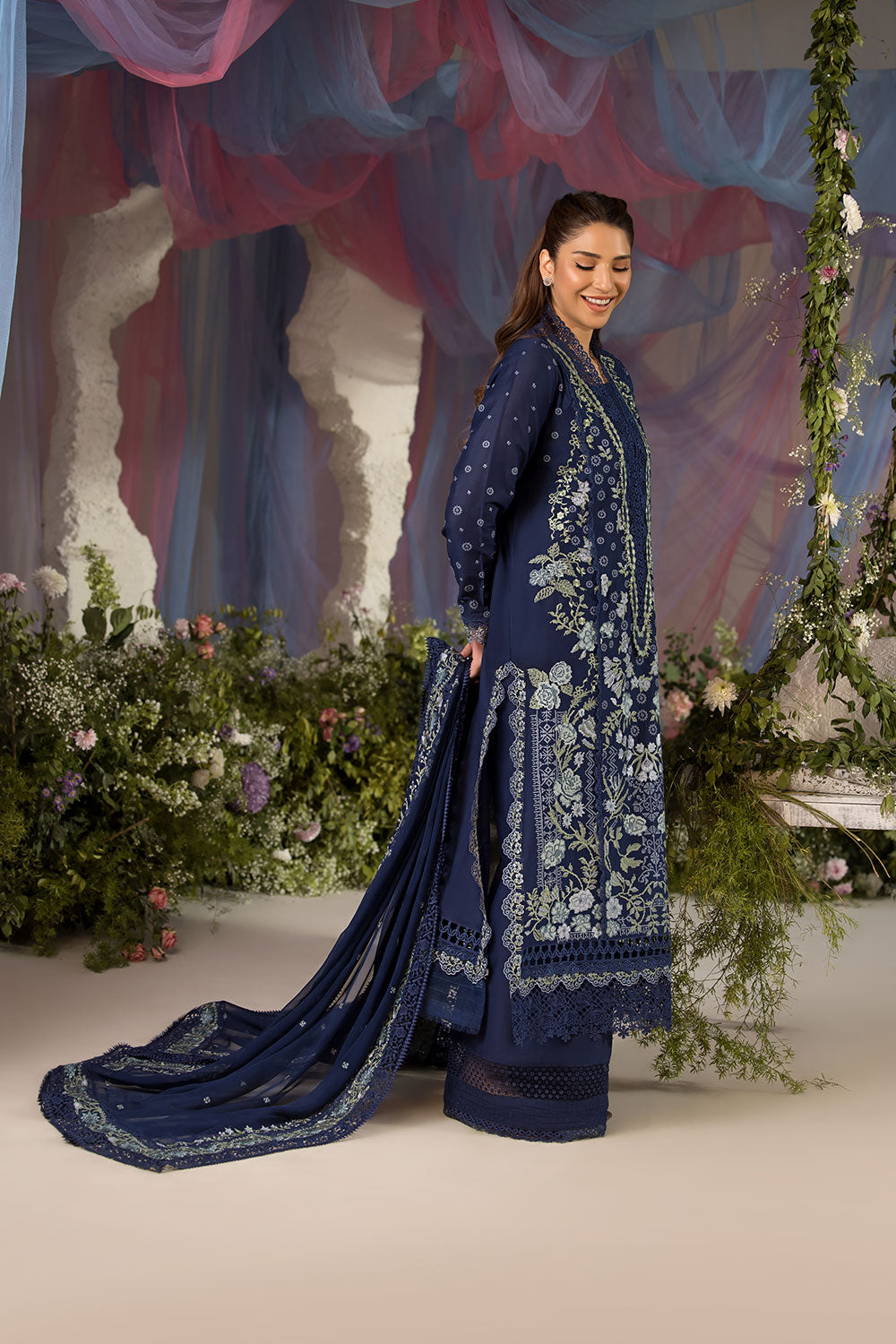 Sobia Nazir | Luxury Lawn 25 | 8A - Official Sobia Nazir stockist in UK - Sakeena London