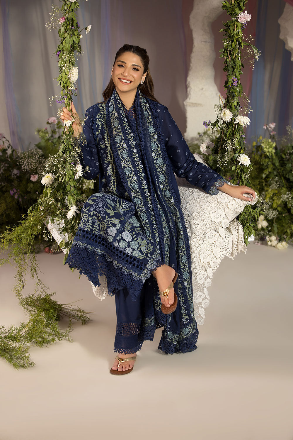 Sobia Nazir | Luxury Lawn 25 | 8A - Official Sobia Nazir stockist in UK - Sakeena London