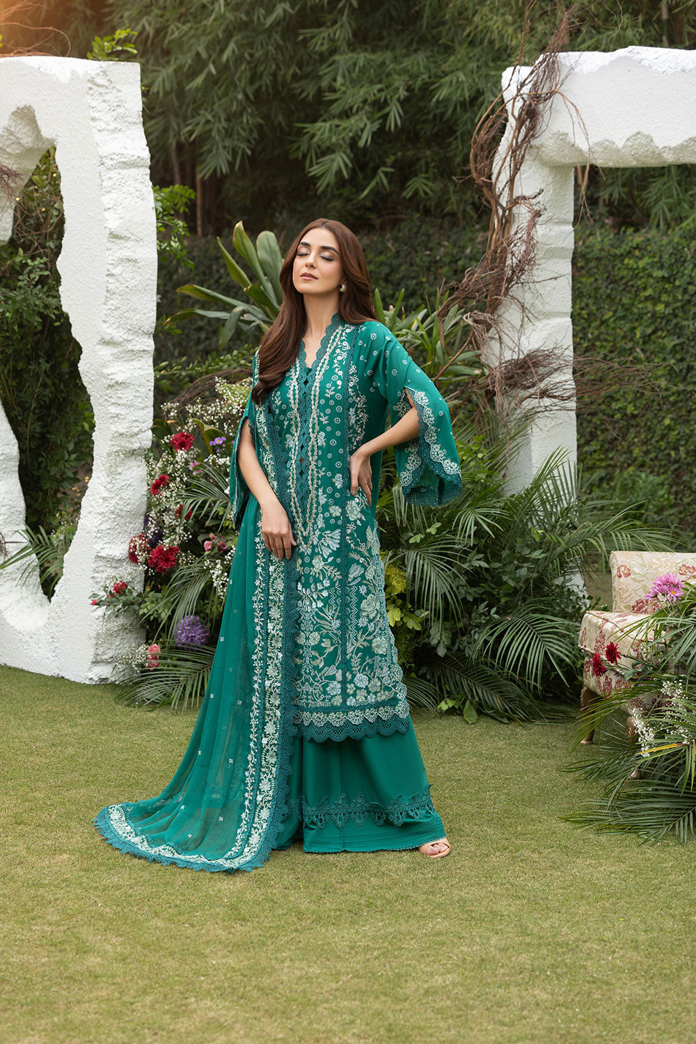 Sobia Nazir | Luxury Lawn 25 | 8B - Official Sobia Nazir stockist in UK - Sakeena London