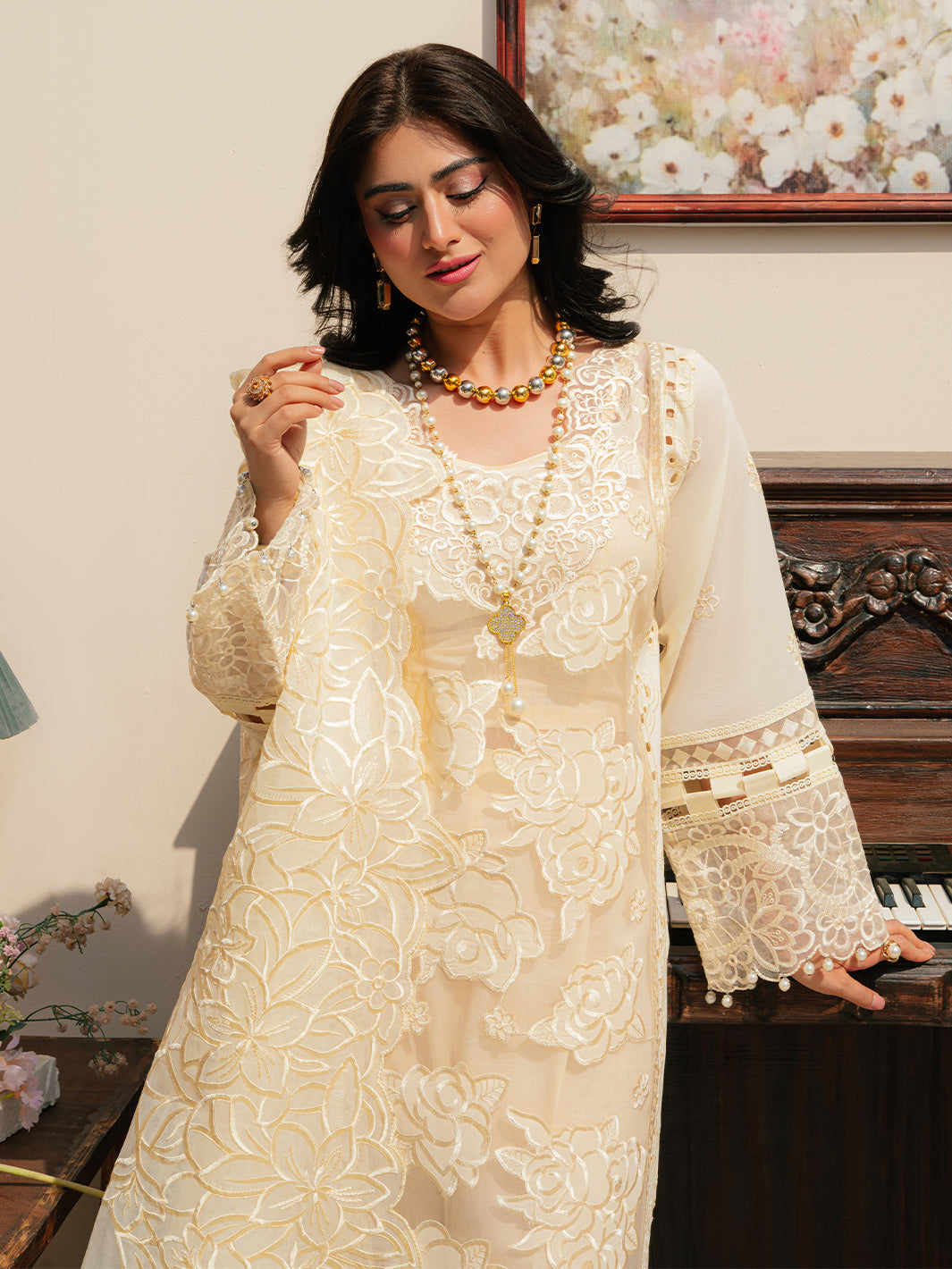 Mahnur | Allenura Luxury Lawn 24 | LUMINARY - Official Mahnur stockist in UK - Sakeena London