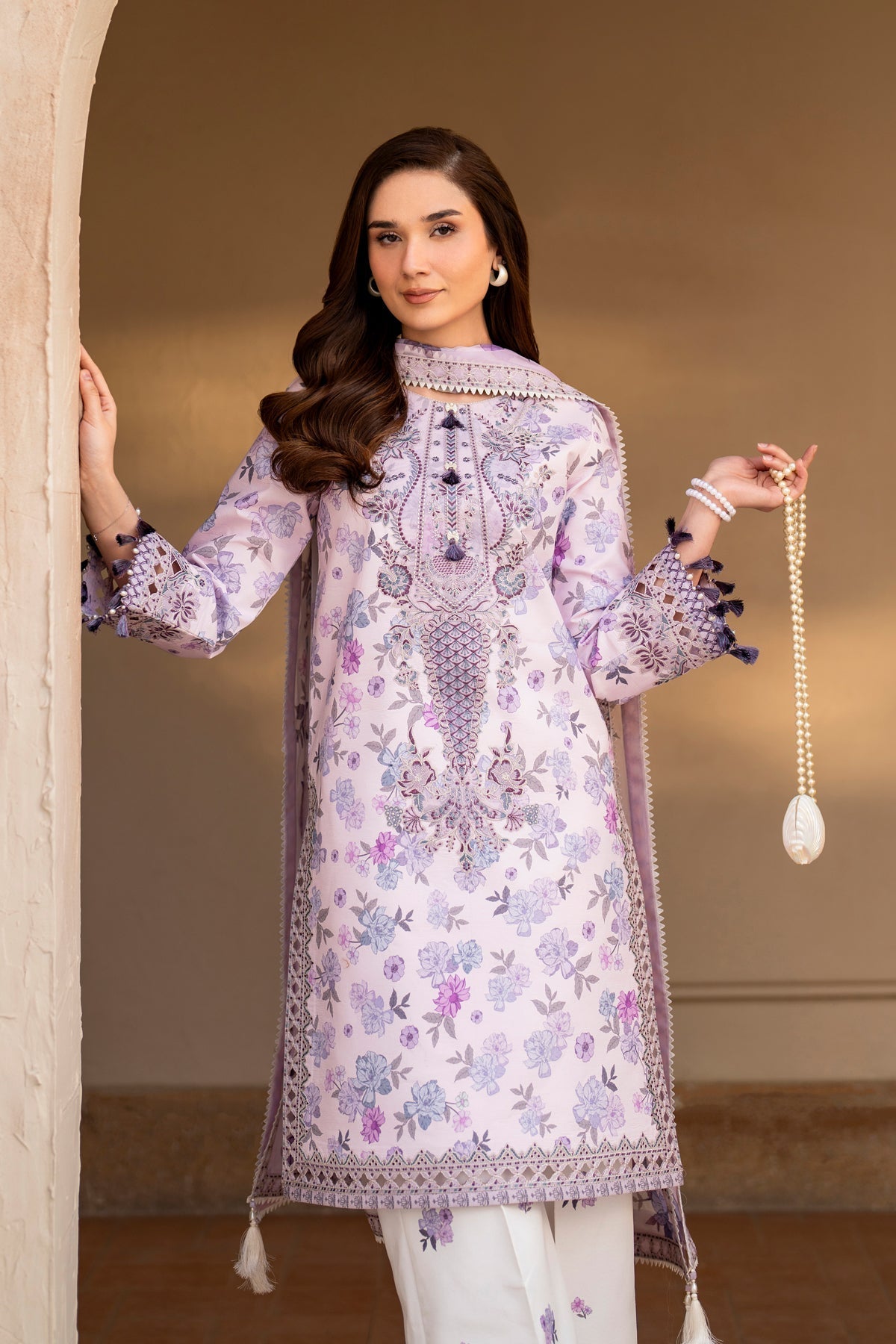 Alizeh | Levana Lawn | Lavy - Official Alizeh stockist in UK - Sakeena London