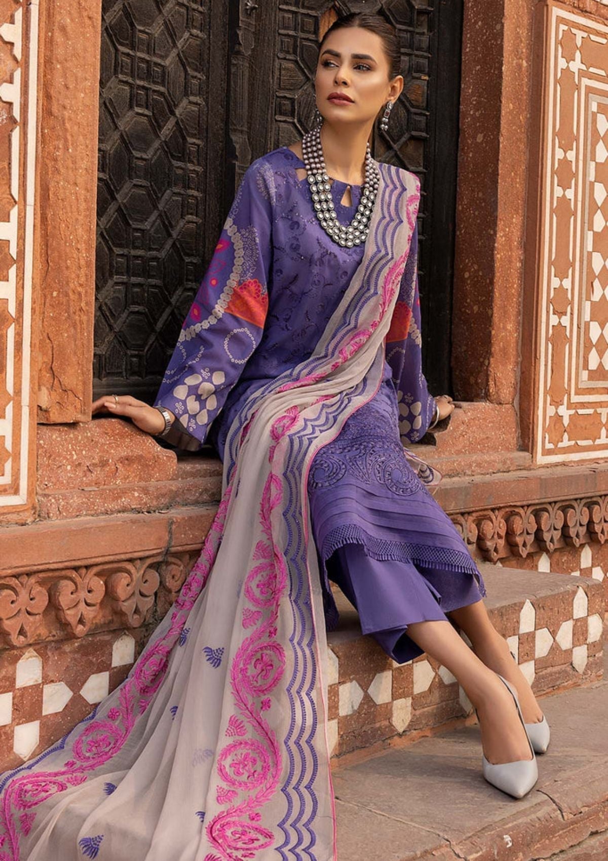 Lawn Collection - Charizma - Swiss Miss - CSM-07