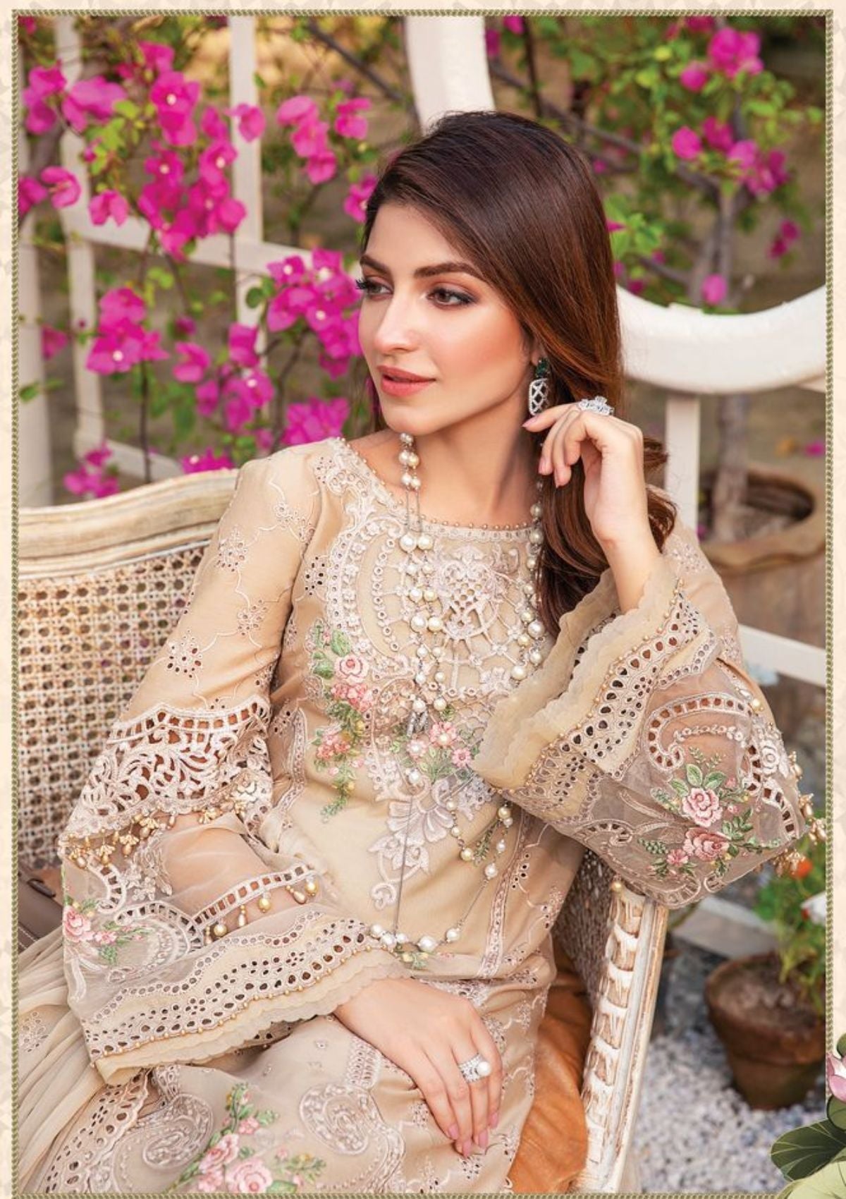Lawn Collection - Maria B - Eid - D06