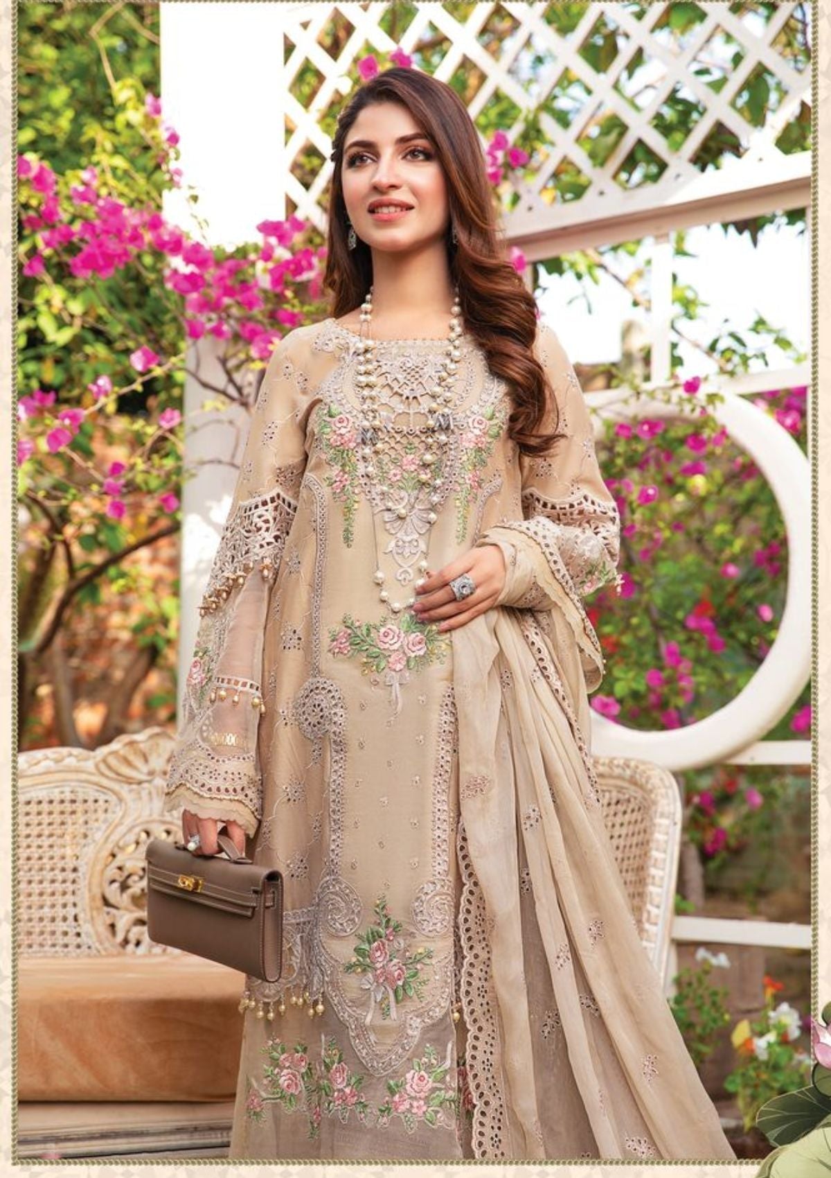 Lawn Collection - Maria B - Eid - D06