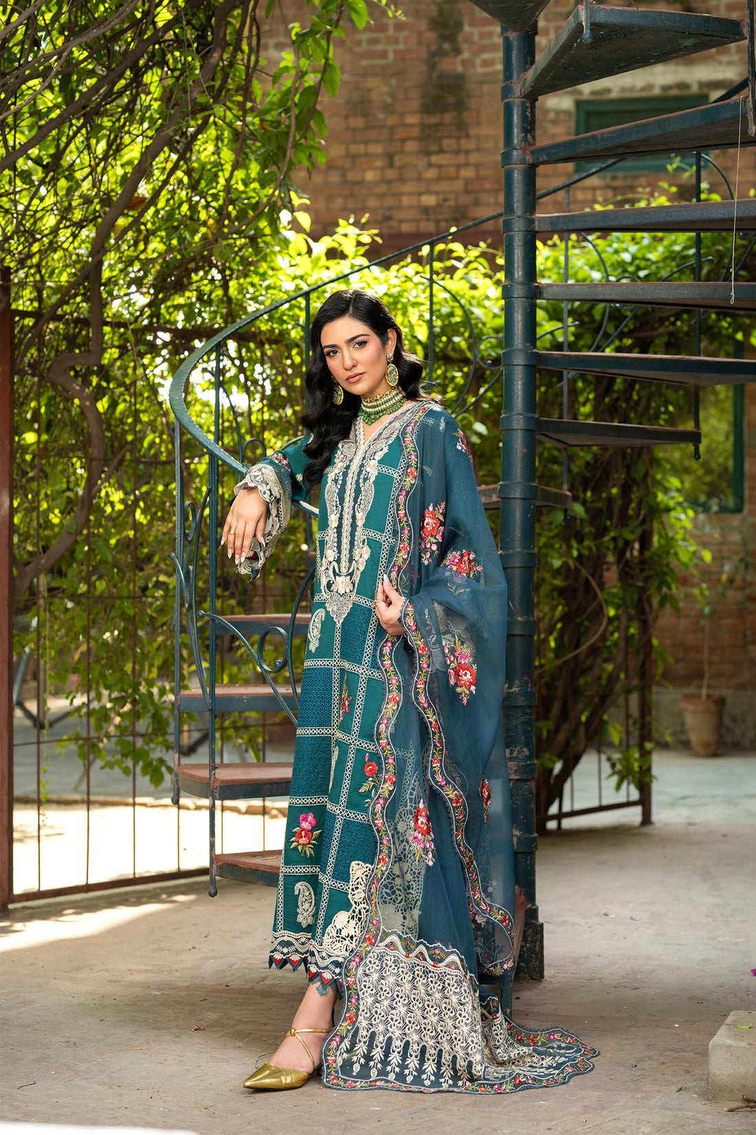 Maryam Hussain | Luxury Lawn 25 | Neelum - Official Maryam Hussain stockist in UK - Sakeena London