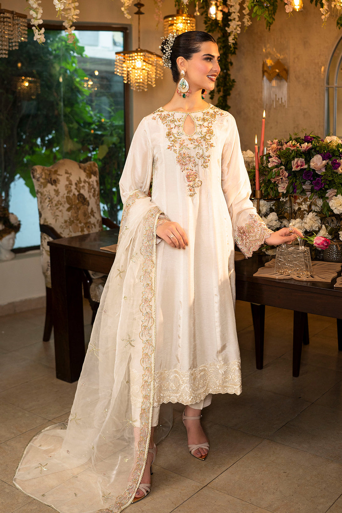 Leon | La Vei En Rose | SNOW WHITE - Official Leon stockist in UK - Sakeena London