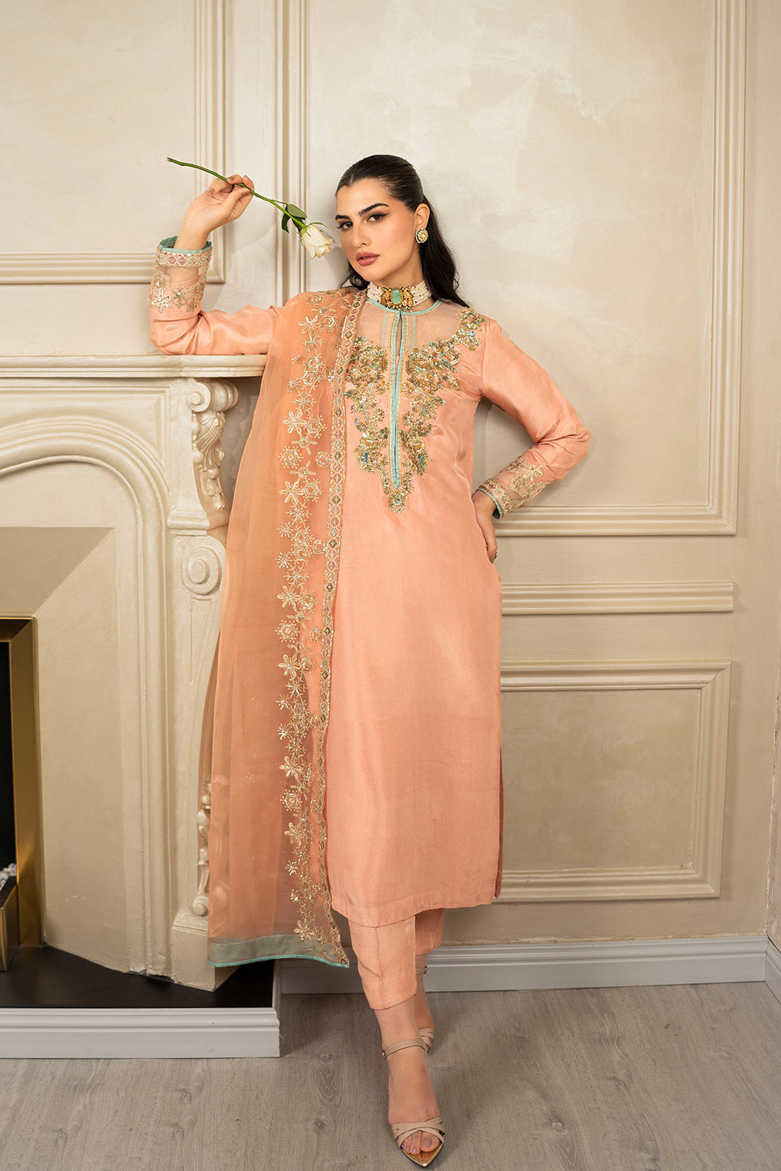 Leon | La Vei En Rose | LAYLA - Official Leon stockist in UK - Sakeena London