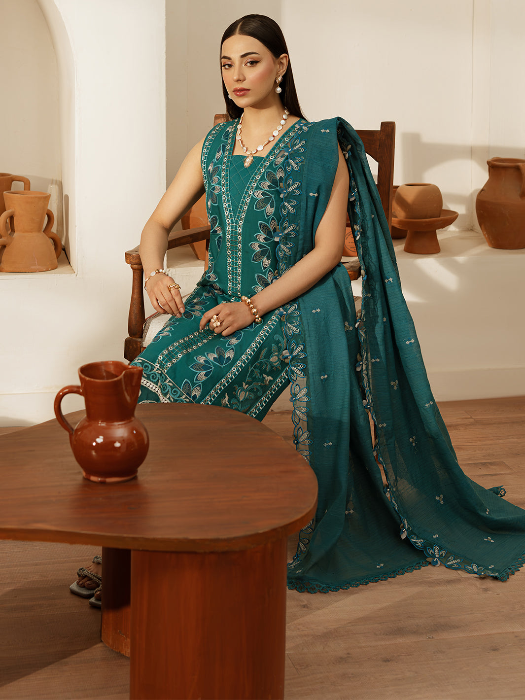 Mahnur | Florence Luxury Lawn 25 | LANA - Official Mahnur stockist in UK - Sakeena London