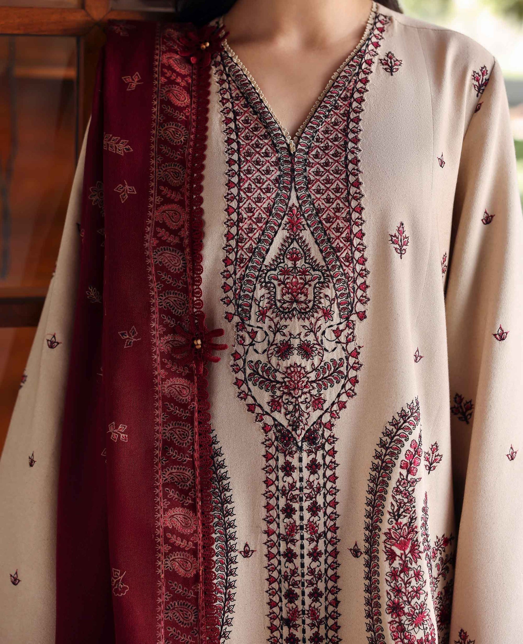 Republic Womenswear | Amaris Luxury Shawl 25 | Liora - Official Republic Womenswear stockist in UK - Sakeena London