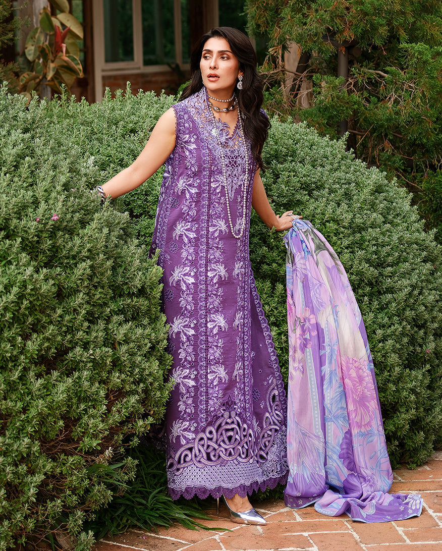 Mushq | Amoi Luxury Lawn | Lovers Lane