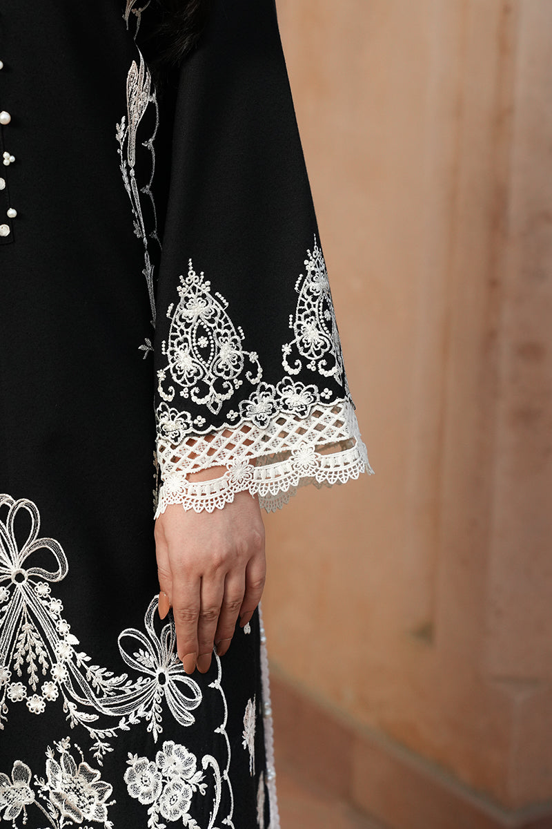 Manara | Vintage Karandi 24 | LUNA - Official Manara stockist in UK - Sakeena London