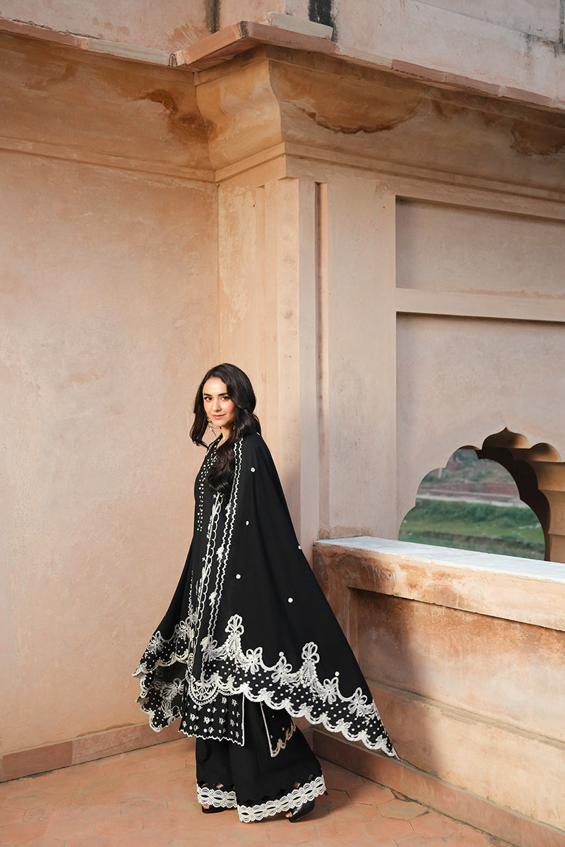 Manara | Vintage Karandi 24 | LUNA - Official Manara stockist in UK - Sakeena London