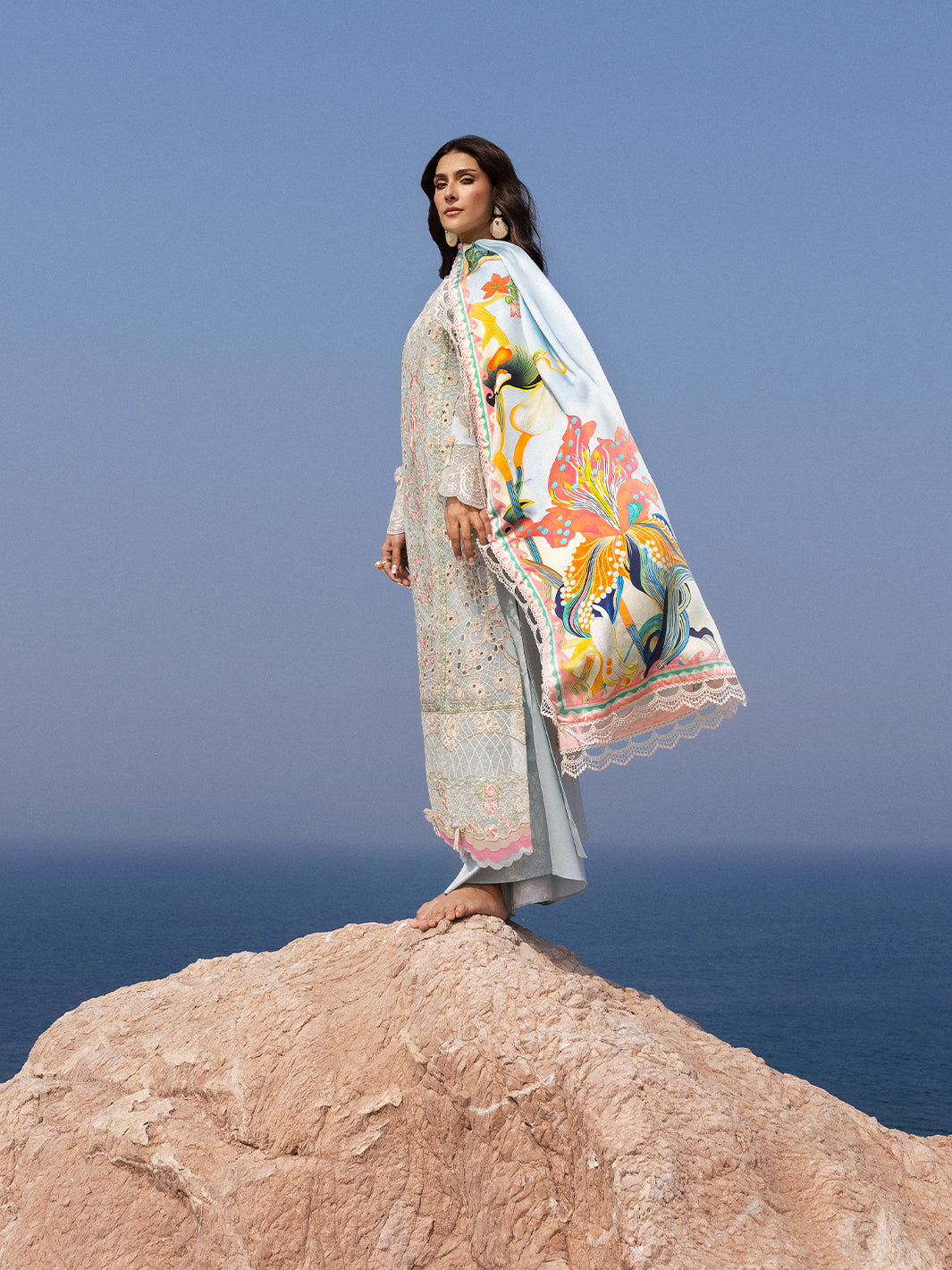 Mahnur | Sirena Luxury Lawn 25 | Luna - Official Mahnur stockist in UK - Sakeena London