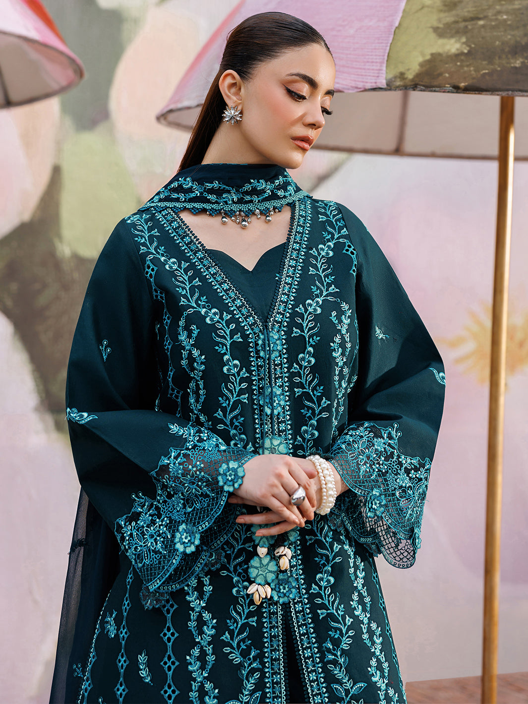 Mahnur | Morbagh Luxury Lawn 26 | M-04