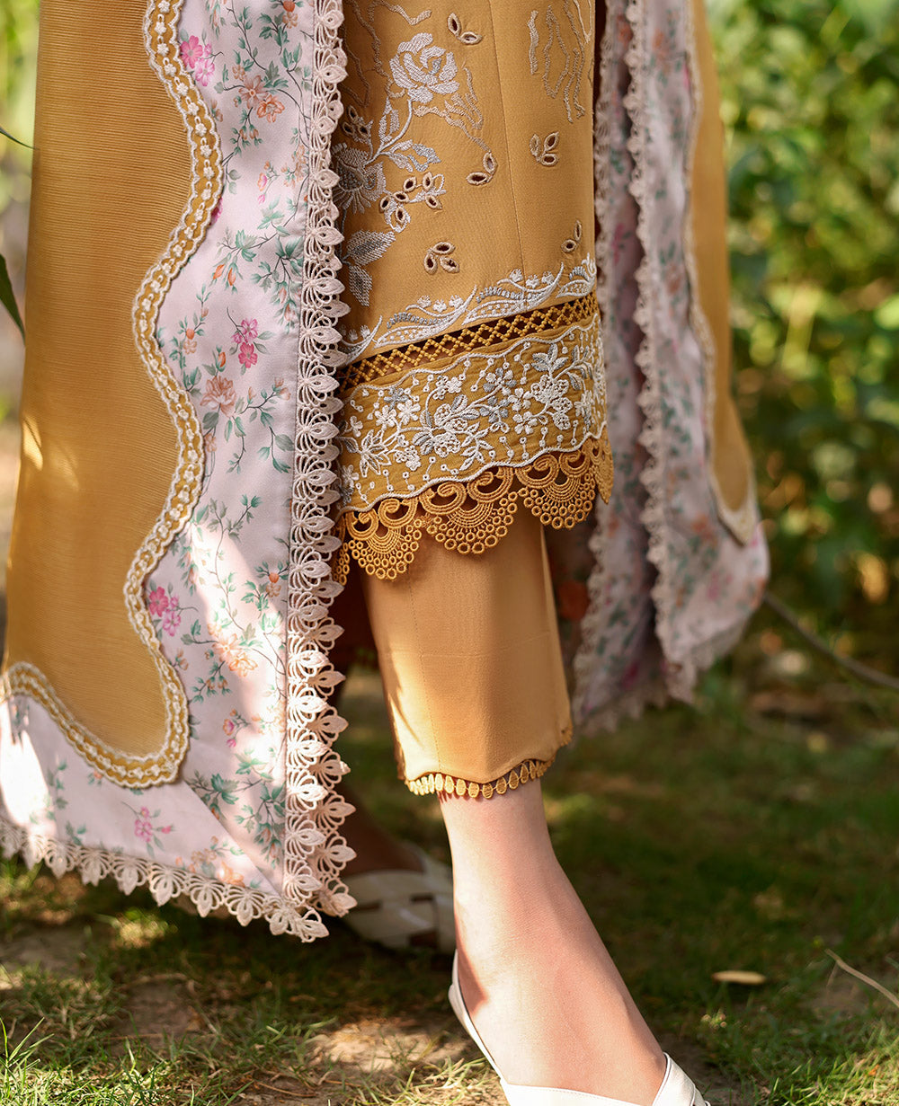 Republic Womenswear | Embroidered Pret | M-150 - Official Republic Womenswear stockist in UK - Sakeena London