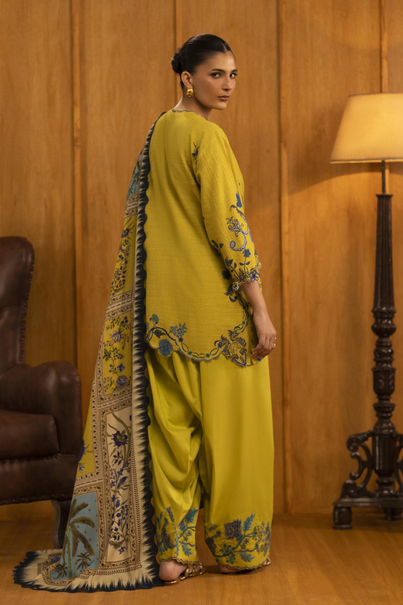 Sana Safinaz | Muzlin Winter 25 | M253-004A - Official Sana Safinaz stockist in UK - Sakeena London