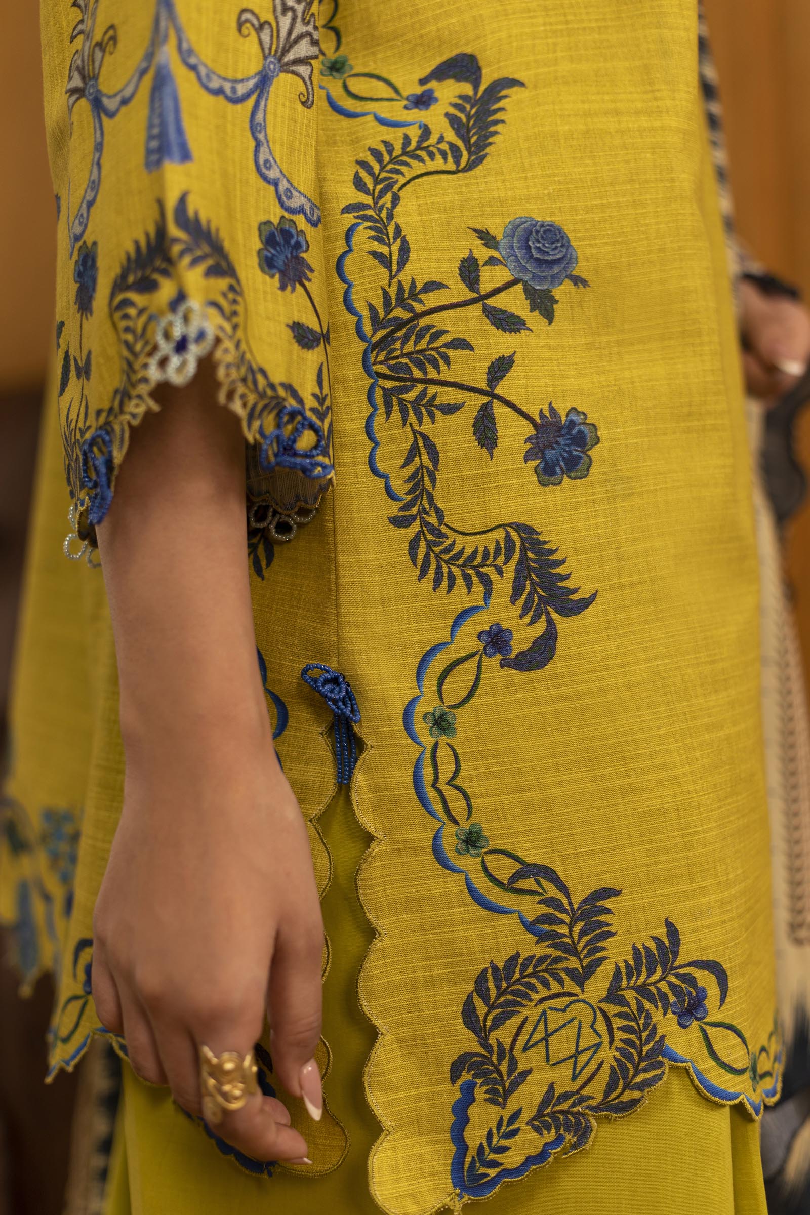 Sana Safinaz | Muzlin Winter 25 | M253-004A - Official Sana Safinaz stockist in UK - Sakeena London