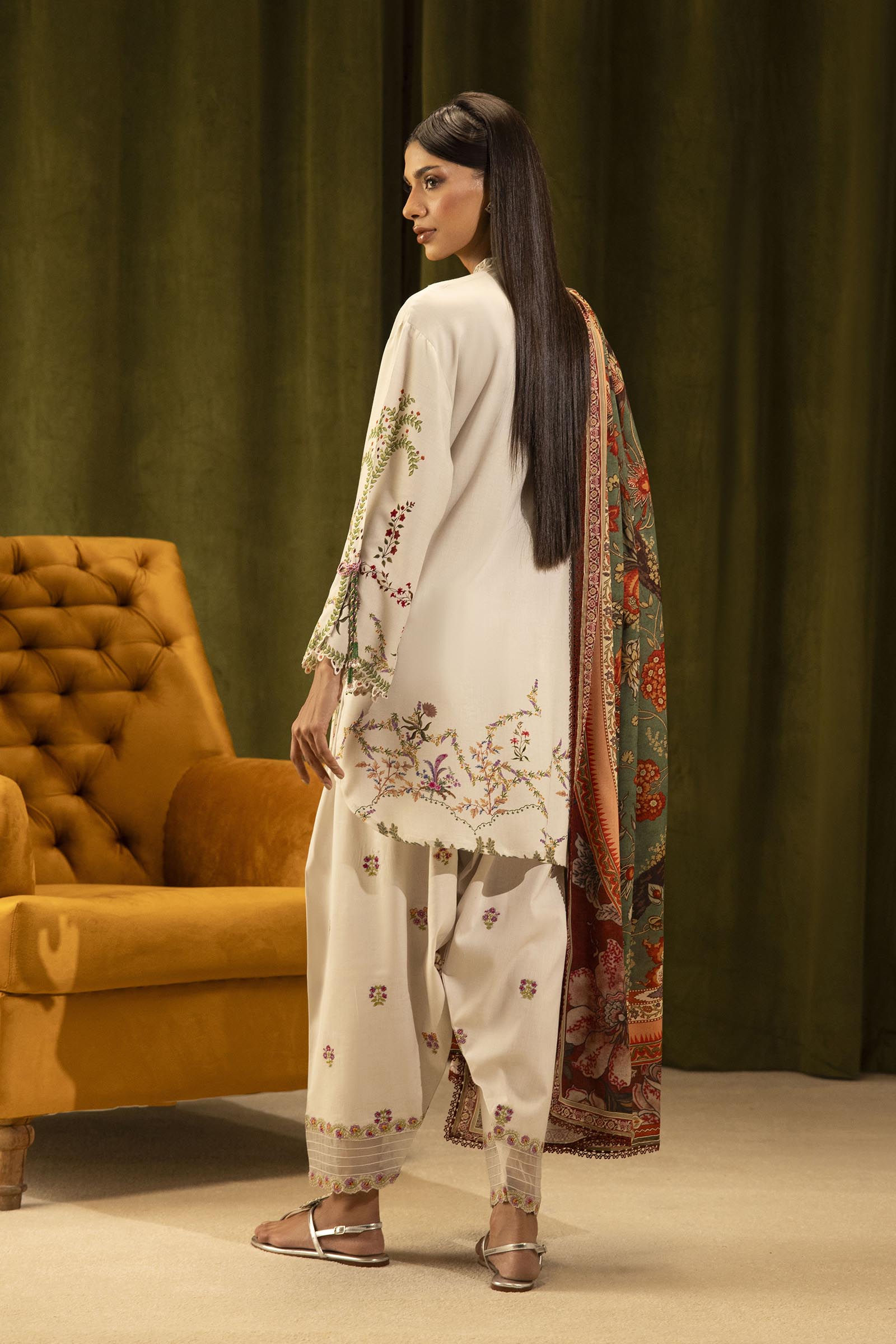 Sana Safinaz | Muzlin Winter 25 | 015A - Official Sana Safinaz stockist in UK - Sakeena London