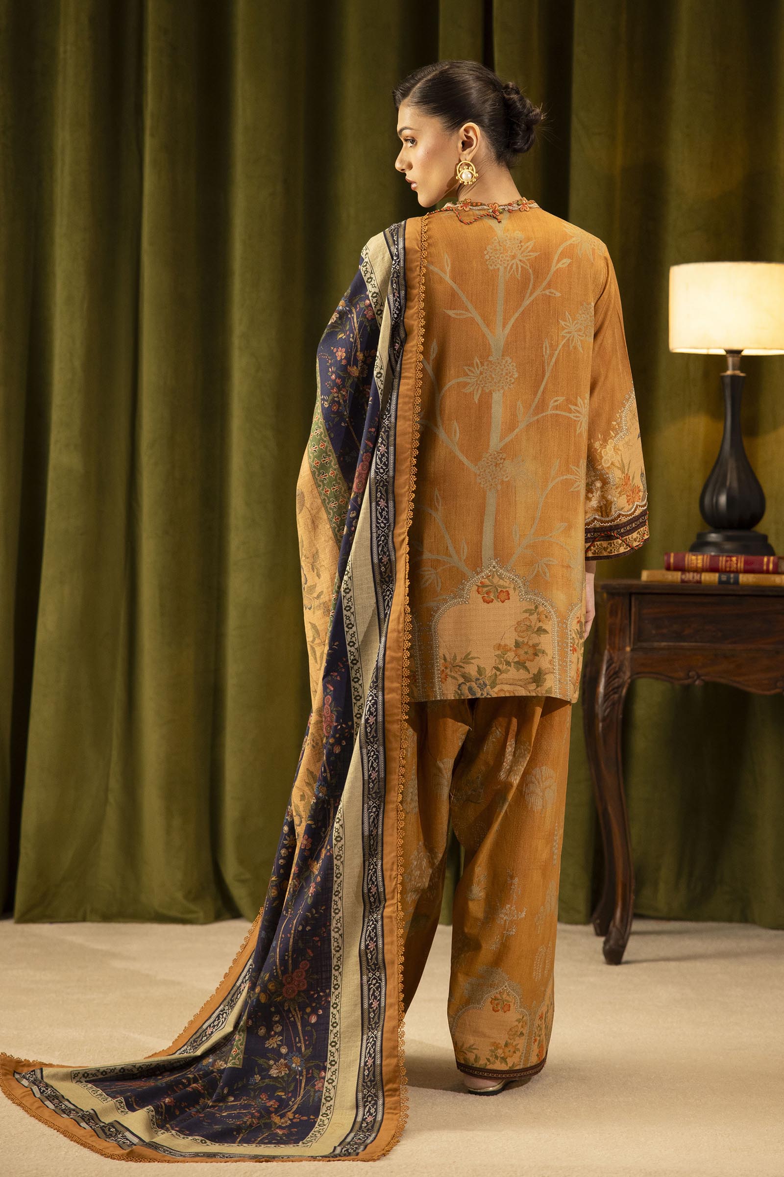 Sana Safinaz | Muzlin Winter 25 | 016B - Official Sana Safinaz stockist in UK - Sakeena London