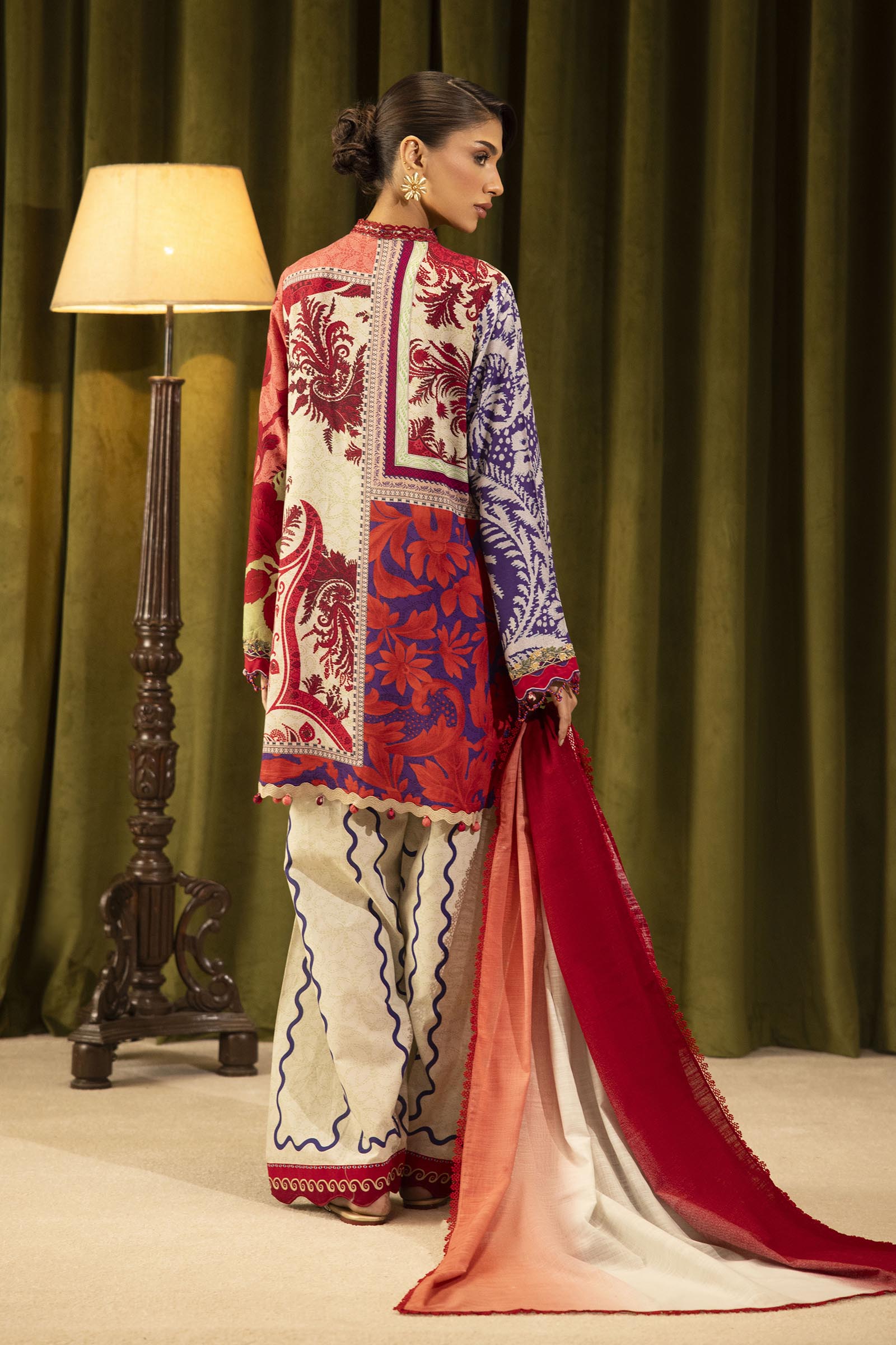 Sana Safinaz | Muzlin Winter 25 | 018A - Official Sana Safinaz stockist in UK - Sakeena London