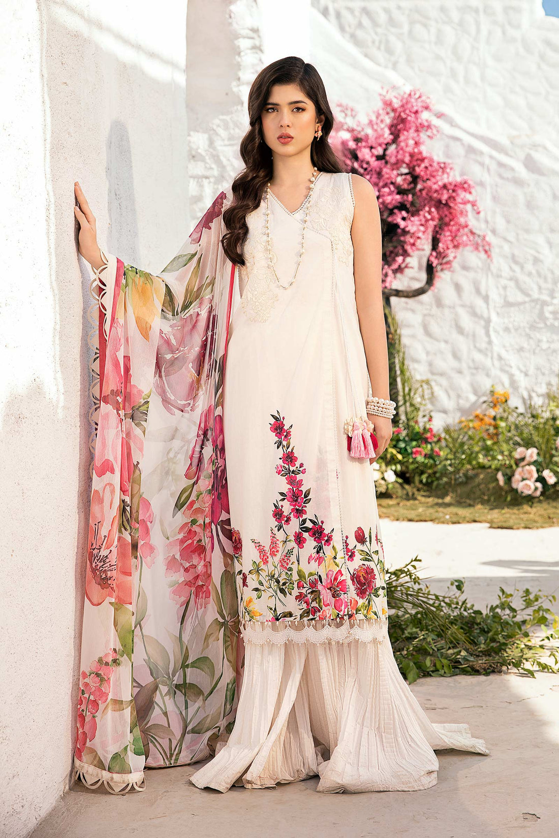 Maria B | M Basic Summer Lawn 25 | MB-CUS25-701B - Official Maria B stockist in UK - Sakeena London