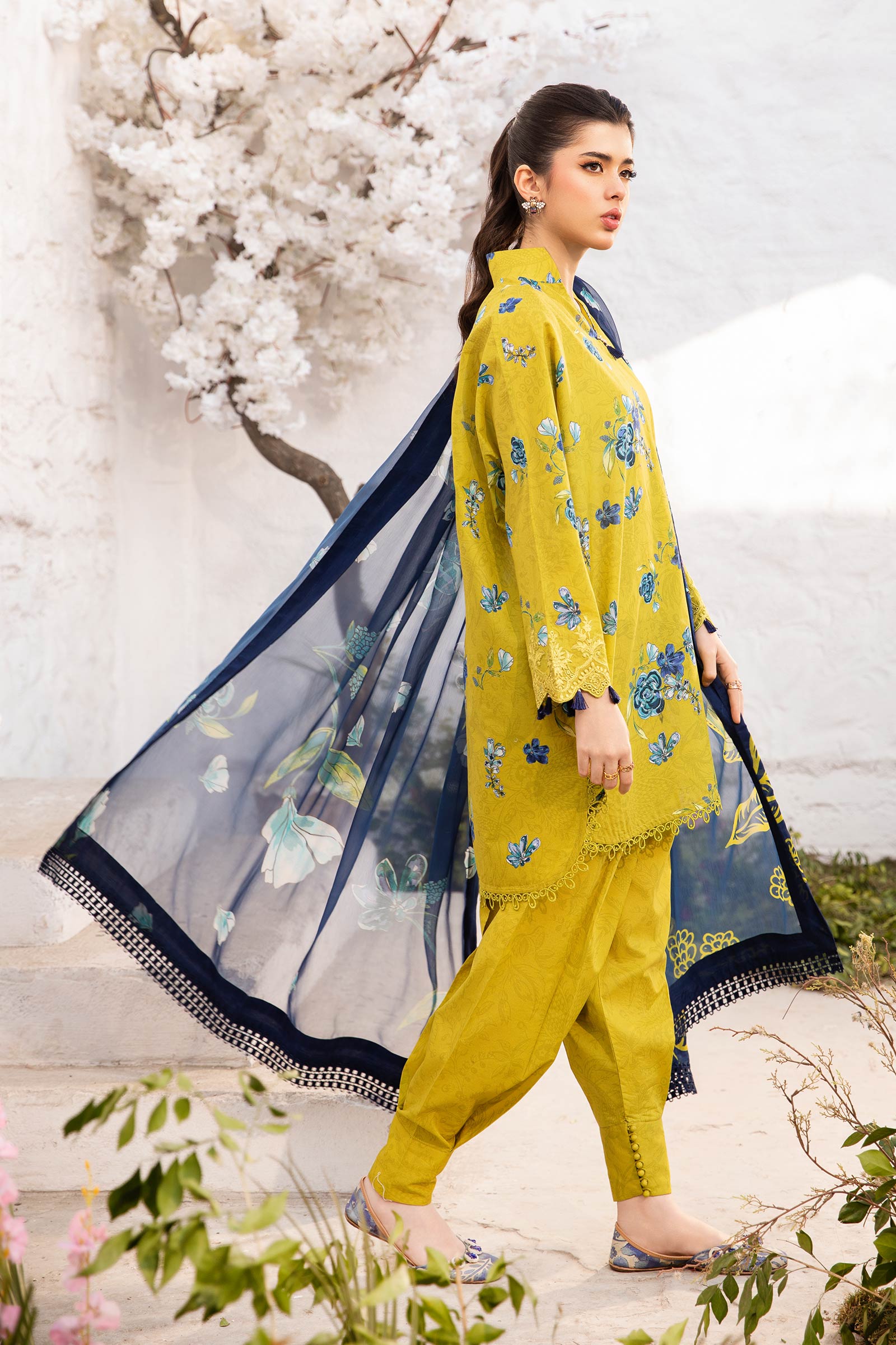 Maria B | M Basic Summer Lawn 25 | MB-CUS25-702A - Official Maria B stockist in UK - Sakeena London