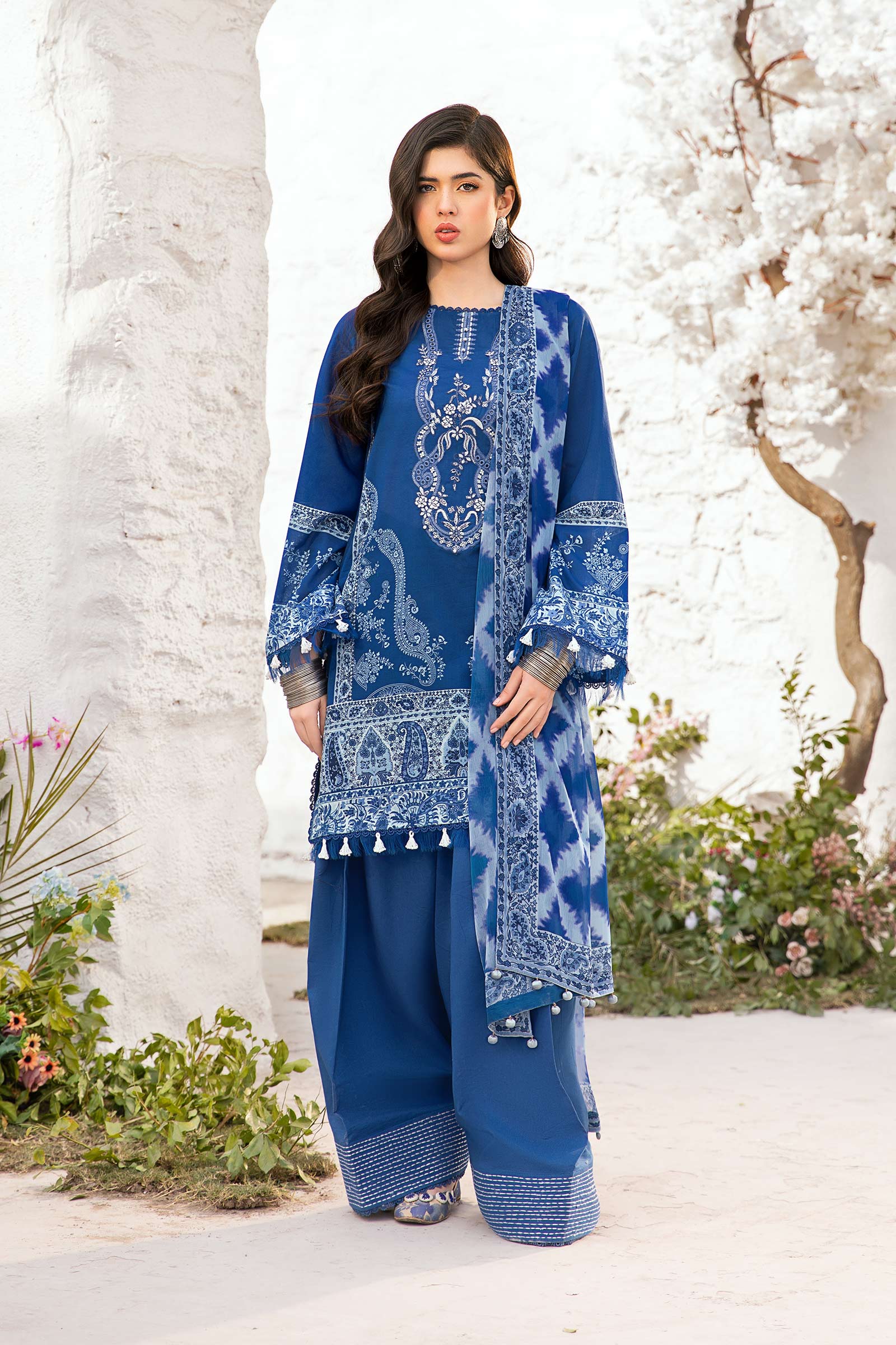 Maria B | M Basic Summer Lawn 25 | MB-CUS25-703B - Official Maria B stockist in UK - Sakeena London