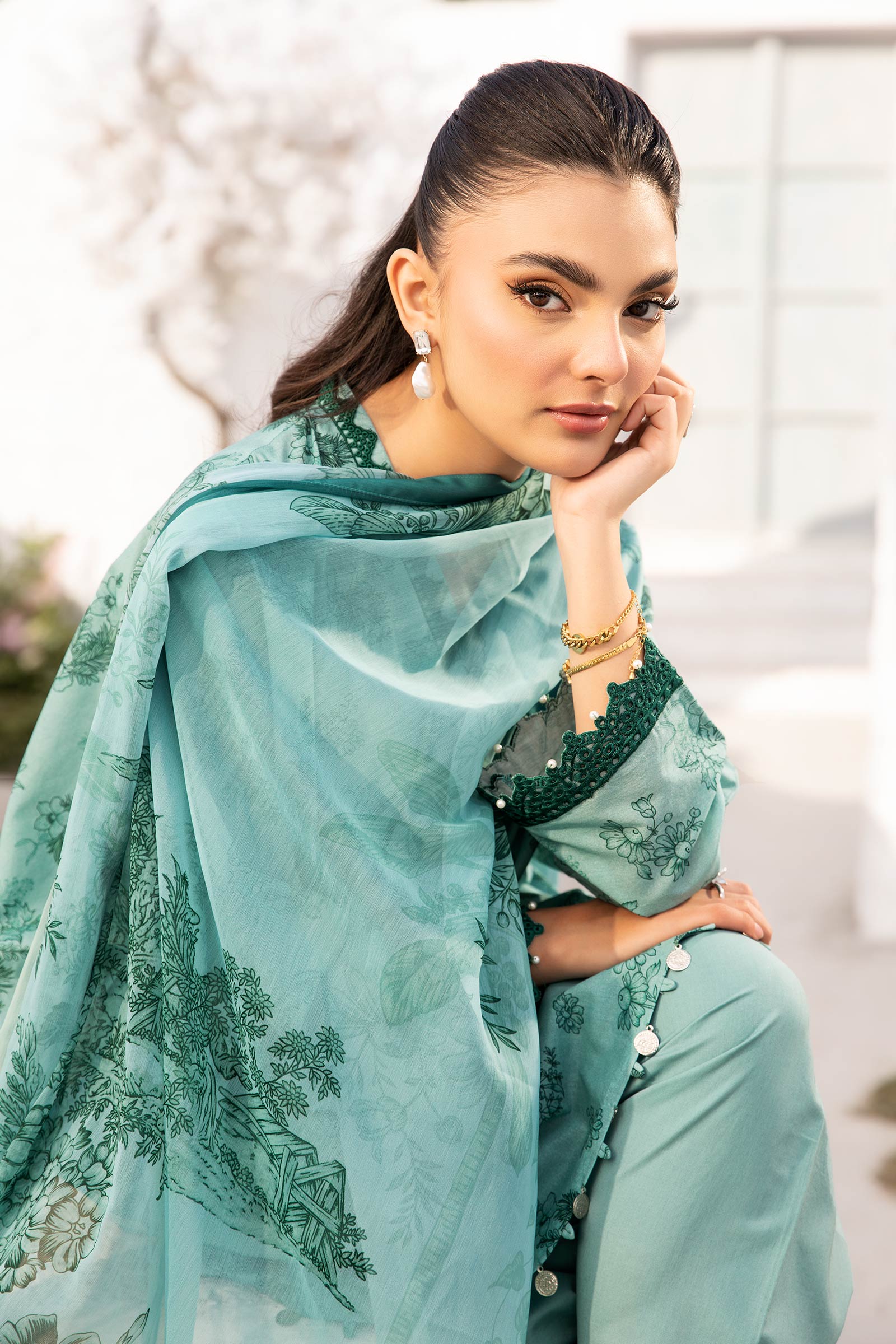 Maria B | M Basic Summer Lawn 25 | MB-CUS25-708B - Official Maria B stockist in UK - Sakeena London