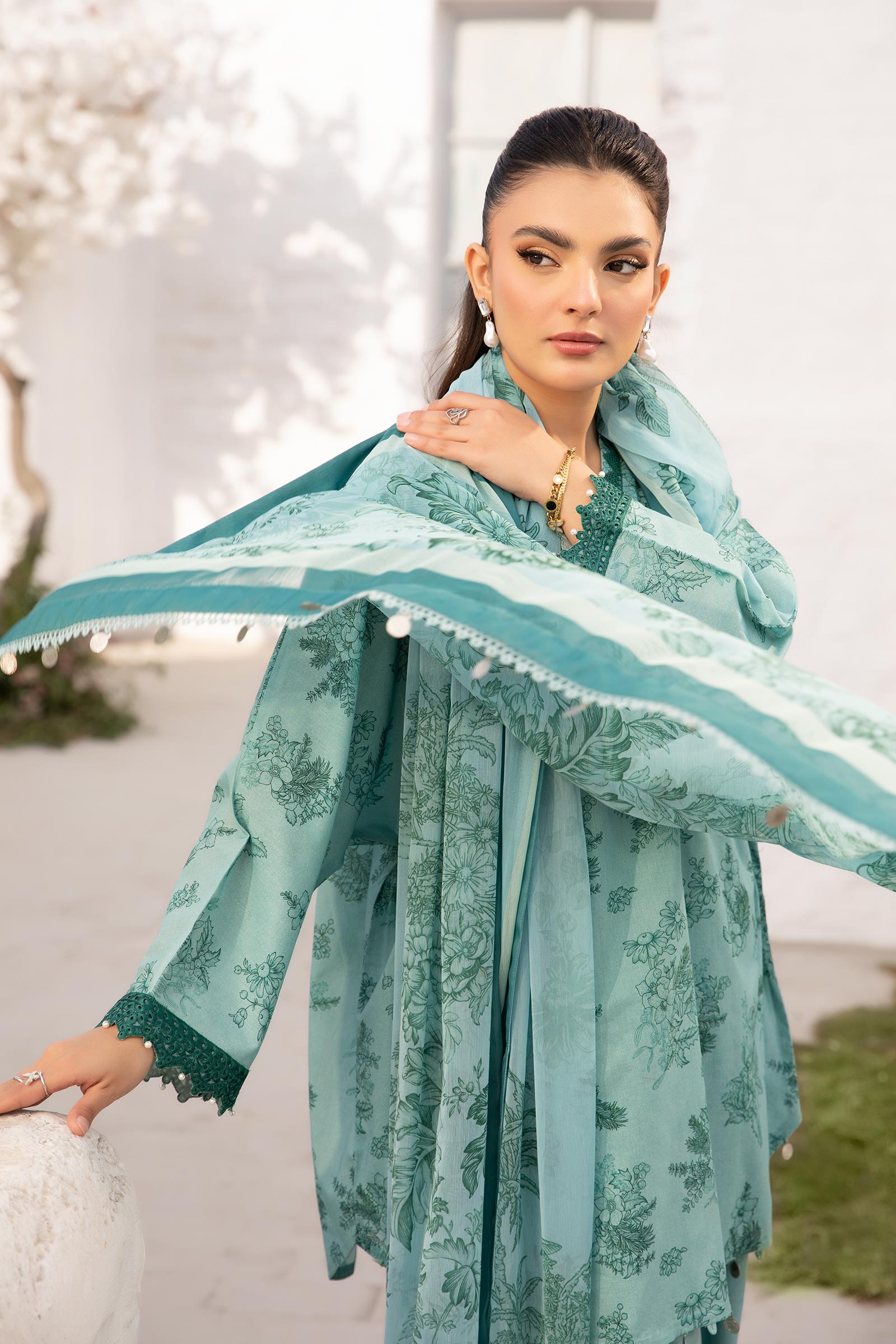 Maria B | M Basic Summer Lawn 25 | MB-CUS25-708B - Official Maria B stockist in UK - Sakeena London