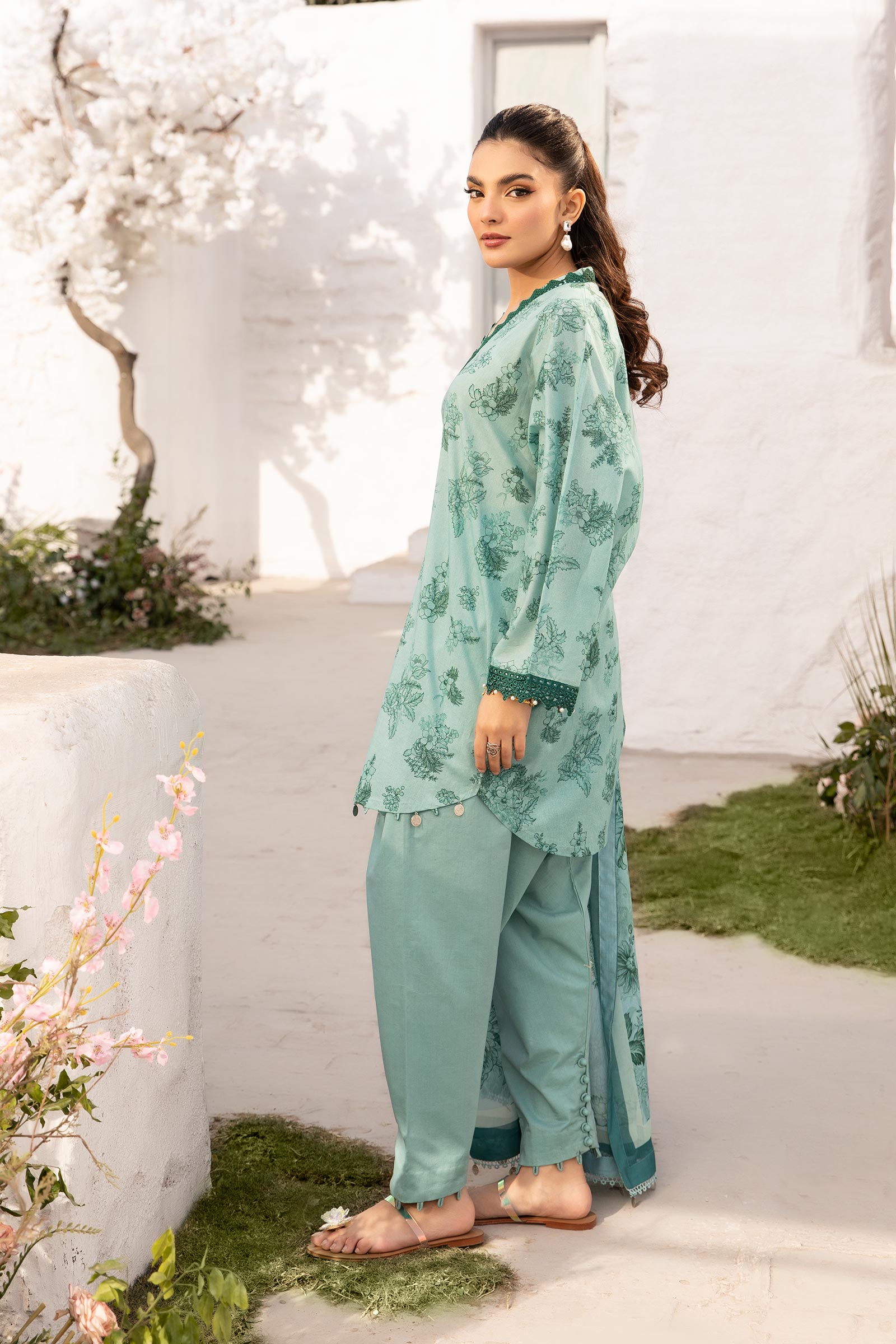 Maria B | M Basic Summer Lawn 25 | MB-CUS25-708B - Official Maria B stockist in UK - Sakeena London
