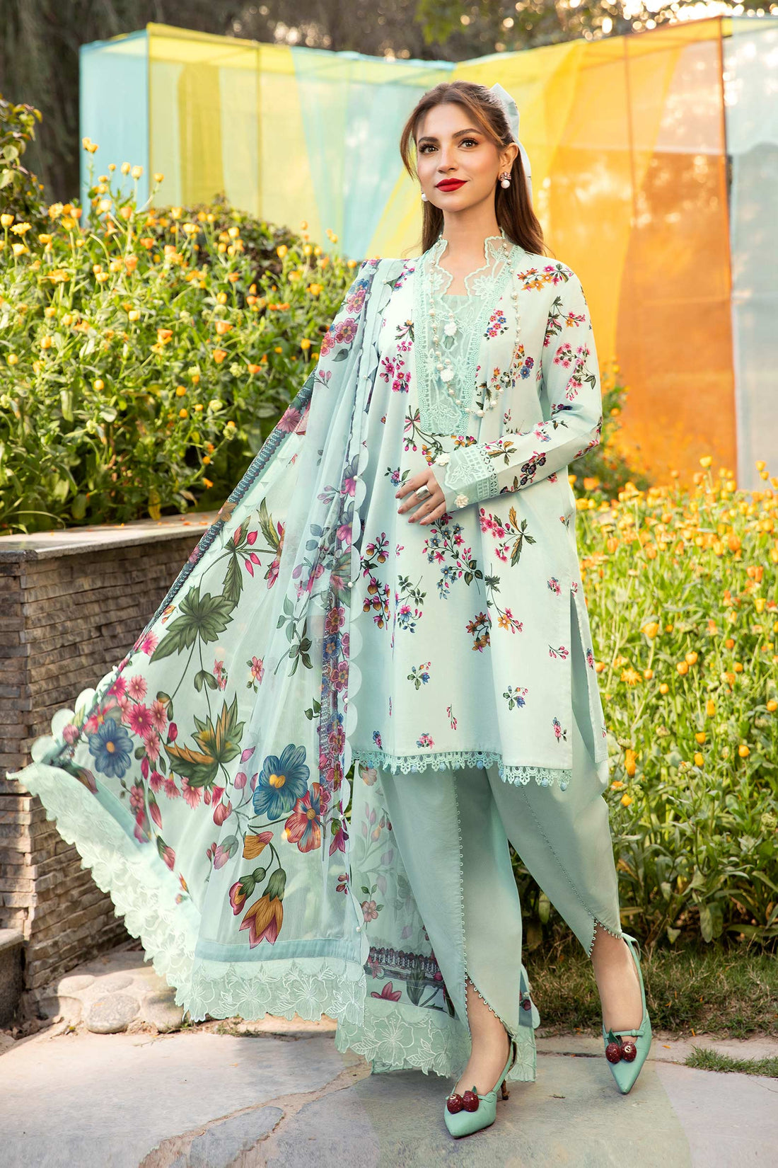Maria B | M Basic Summer Lawn 25 | MB-CUS25-709B - Official Maria B stockist in UK - Sakeena London