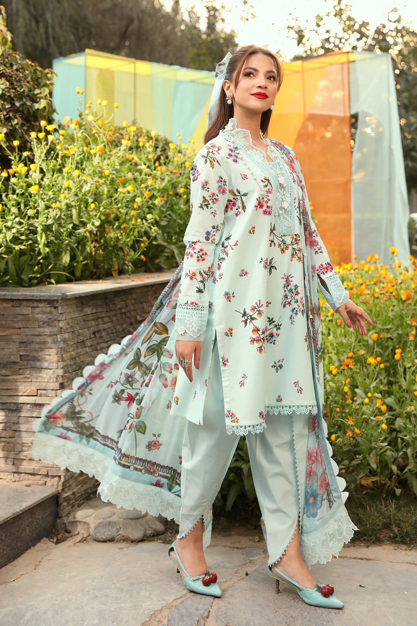 Maria B | M Basic Summer Lawn 25 | MB-CUS25-709B - Official Maria B stockist in UK - Sakeena London