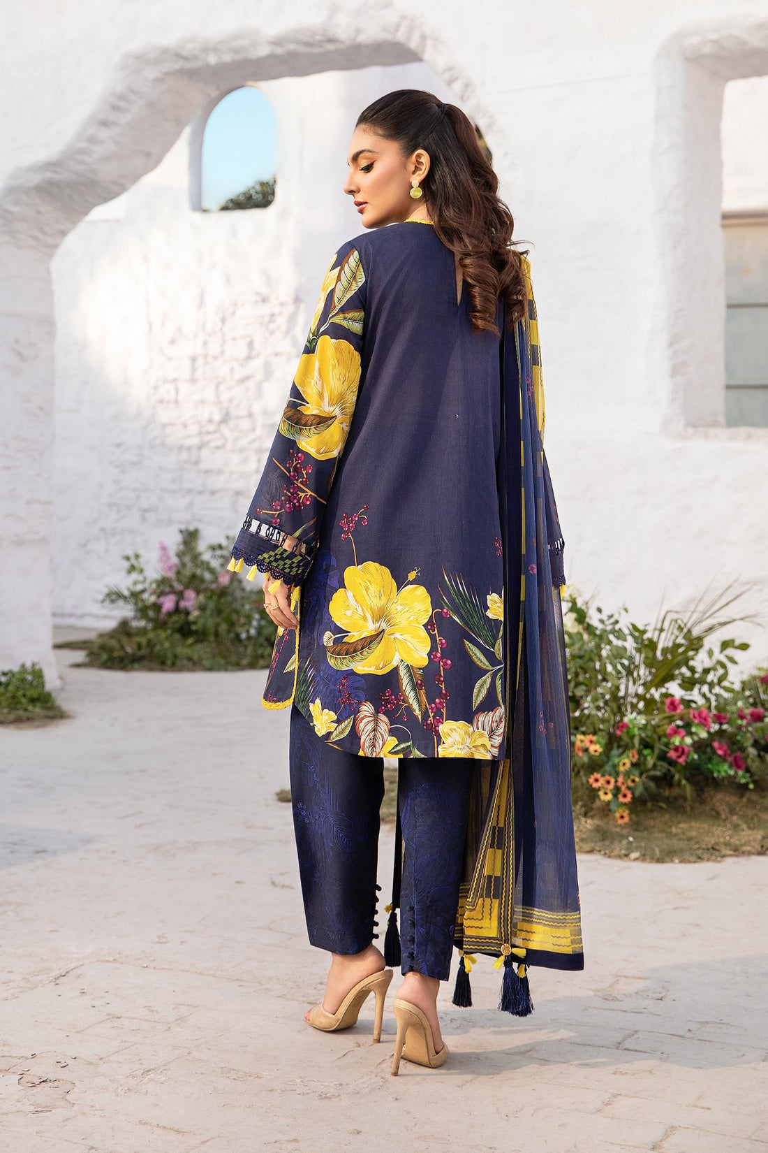 Maria B | M Basic Summer Lawn 25 | MB-CUS25-710B - Official Maria B stockist in UK - Sakeena London