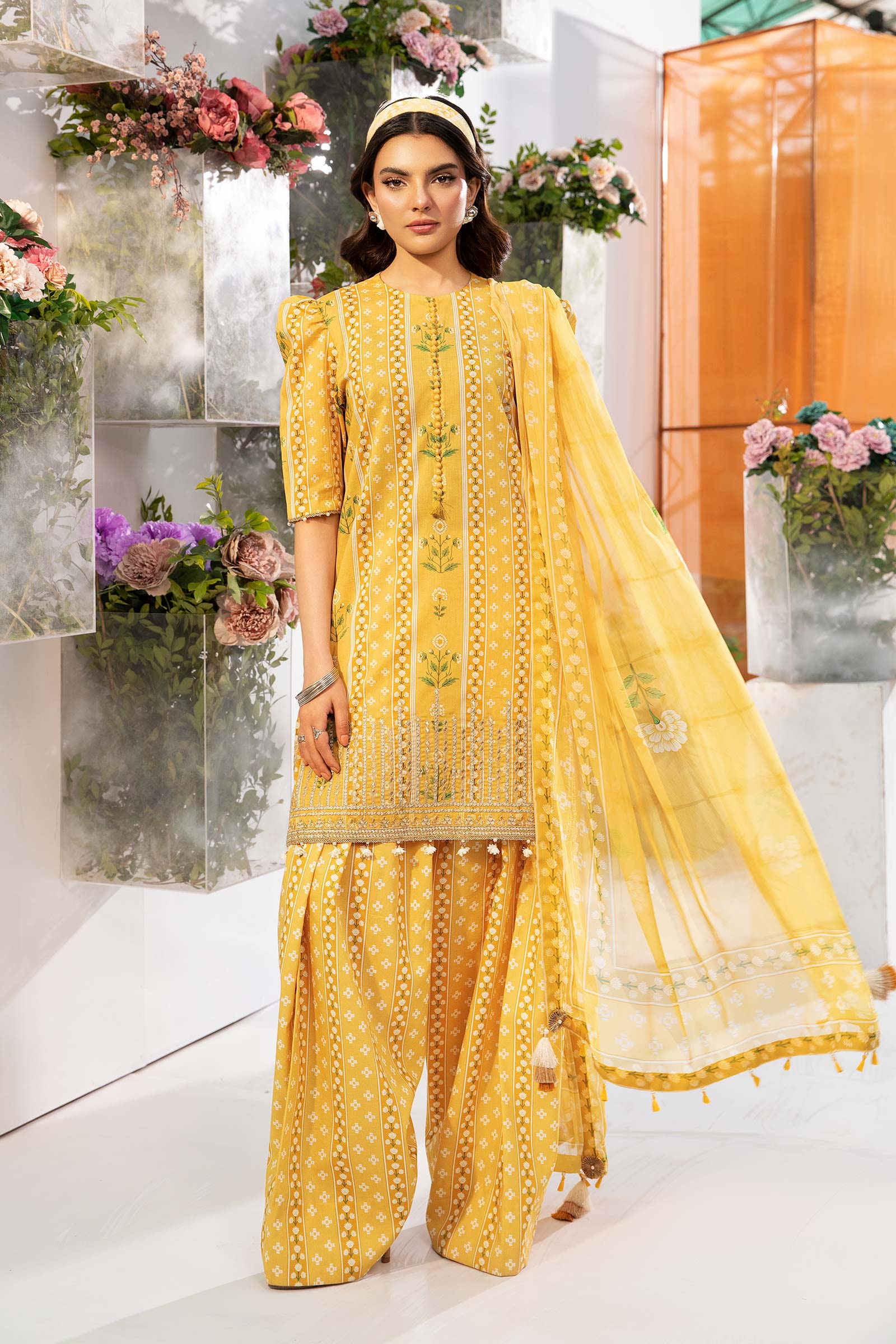 Maria B | M Basic Summer Lawn 25 | MB-CUS25-711A - Official Maria B stockist in UK - Sakeena London