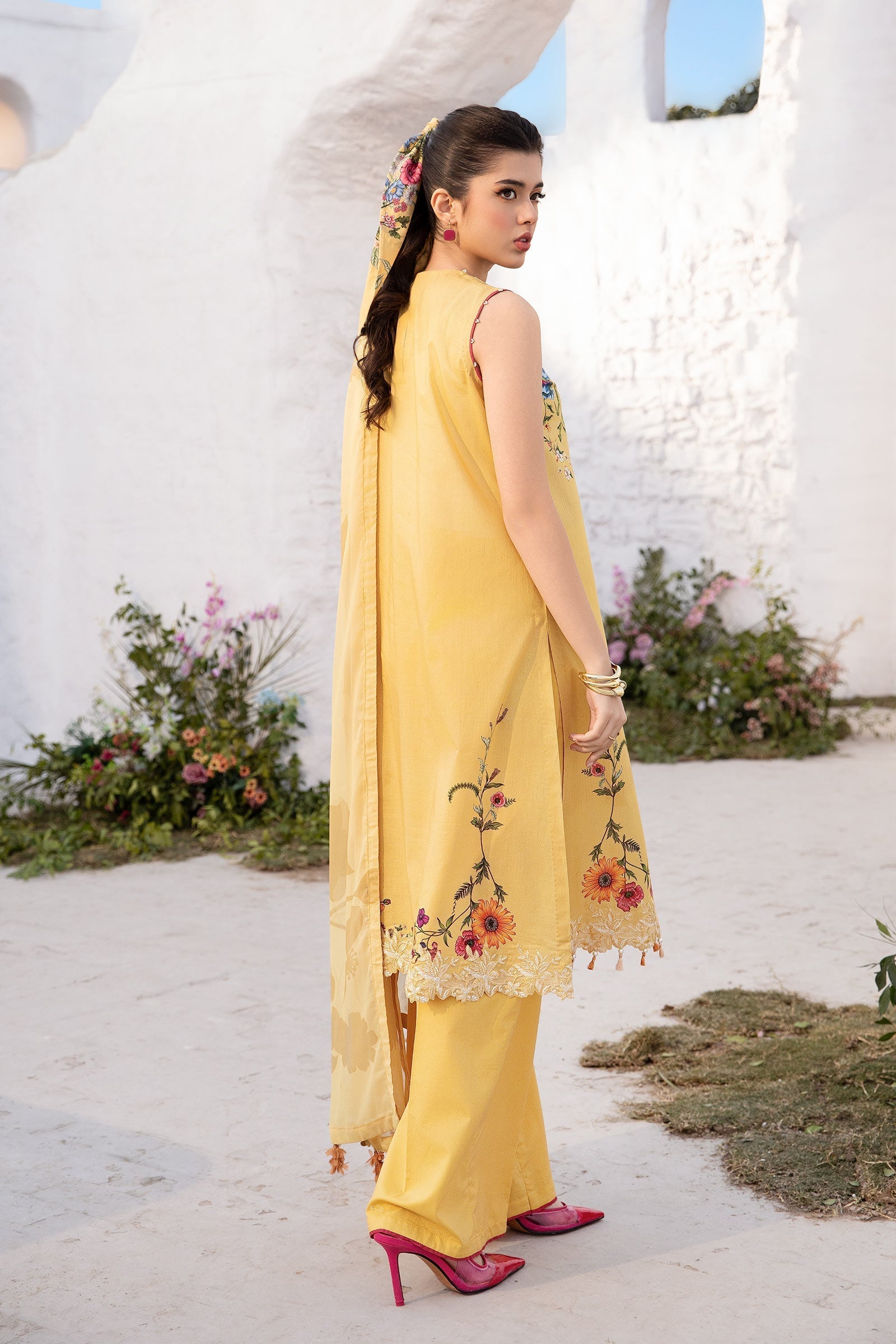 Maria B | M Basic Summer Lawn 25 | MB-CUS25-712A - Official Maria B stockist in UK - Sakeena London