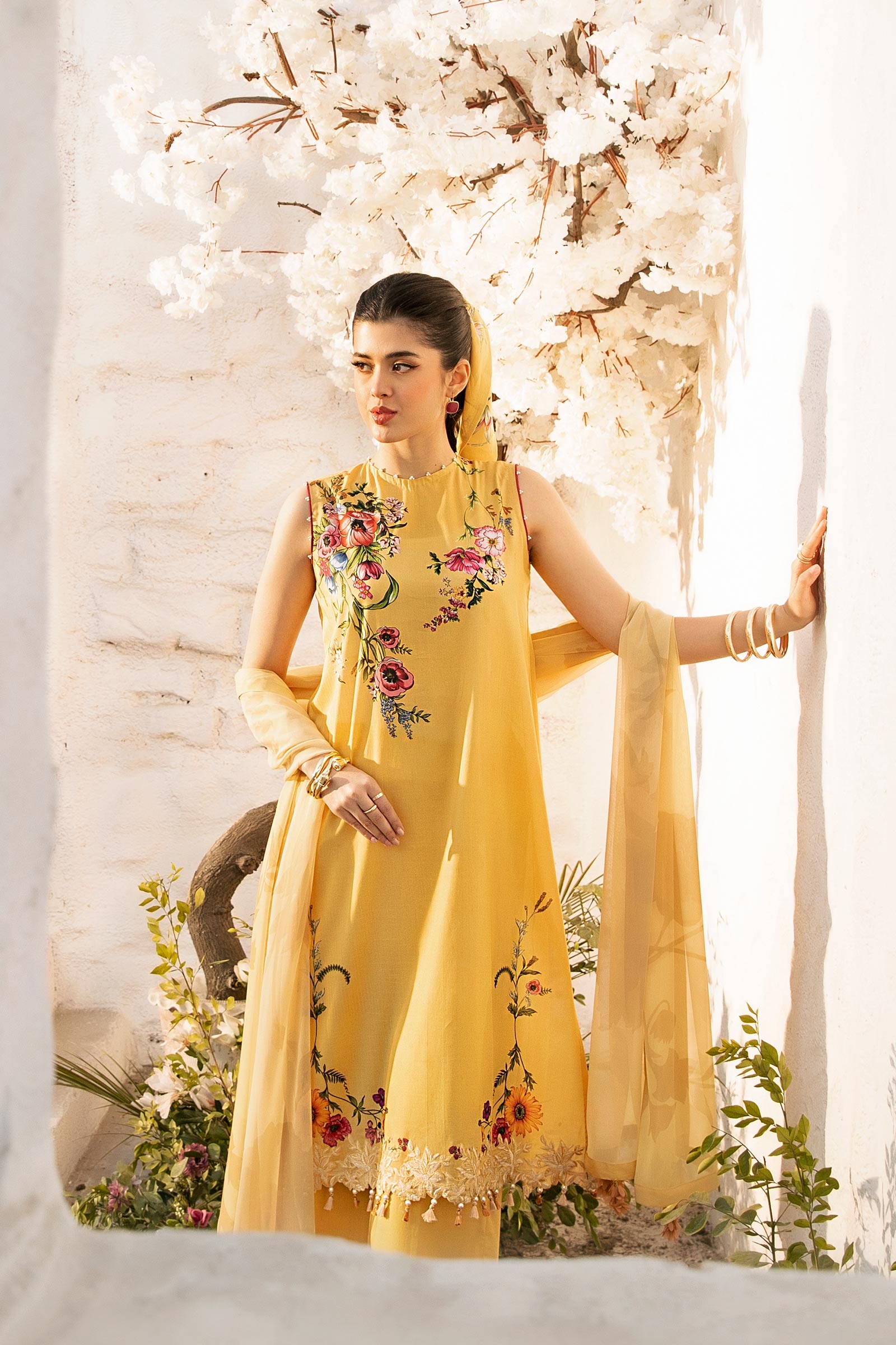 Maria B | M Basic Summer Lawn 25 | MB-CUS25-712A - Official Maria B stockist in UK - Sakeena London