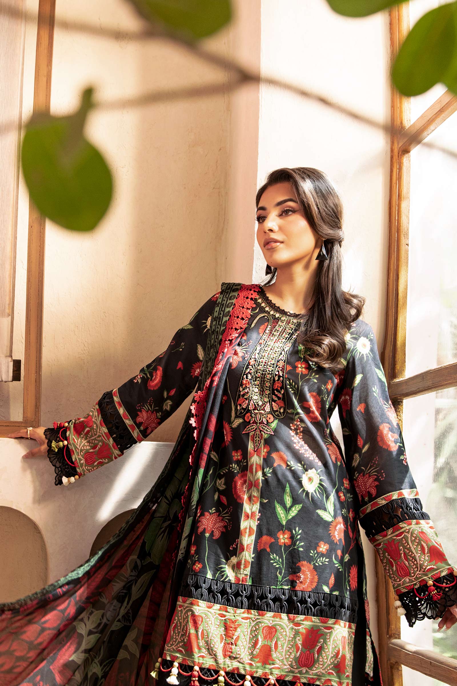 Maria B | Eid Basic Lawn | MB-CUS25-901A - Official Maria B stockist in UK - Sakeena London