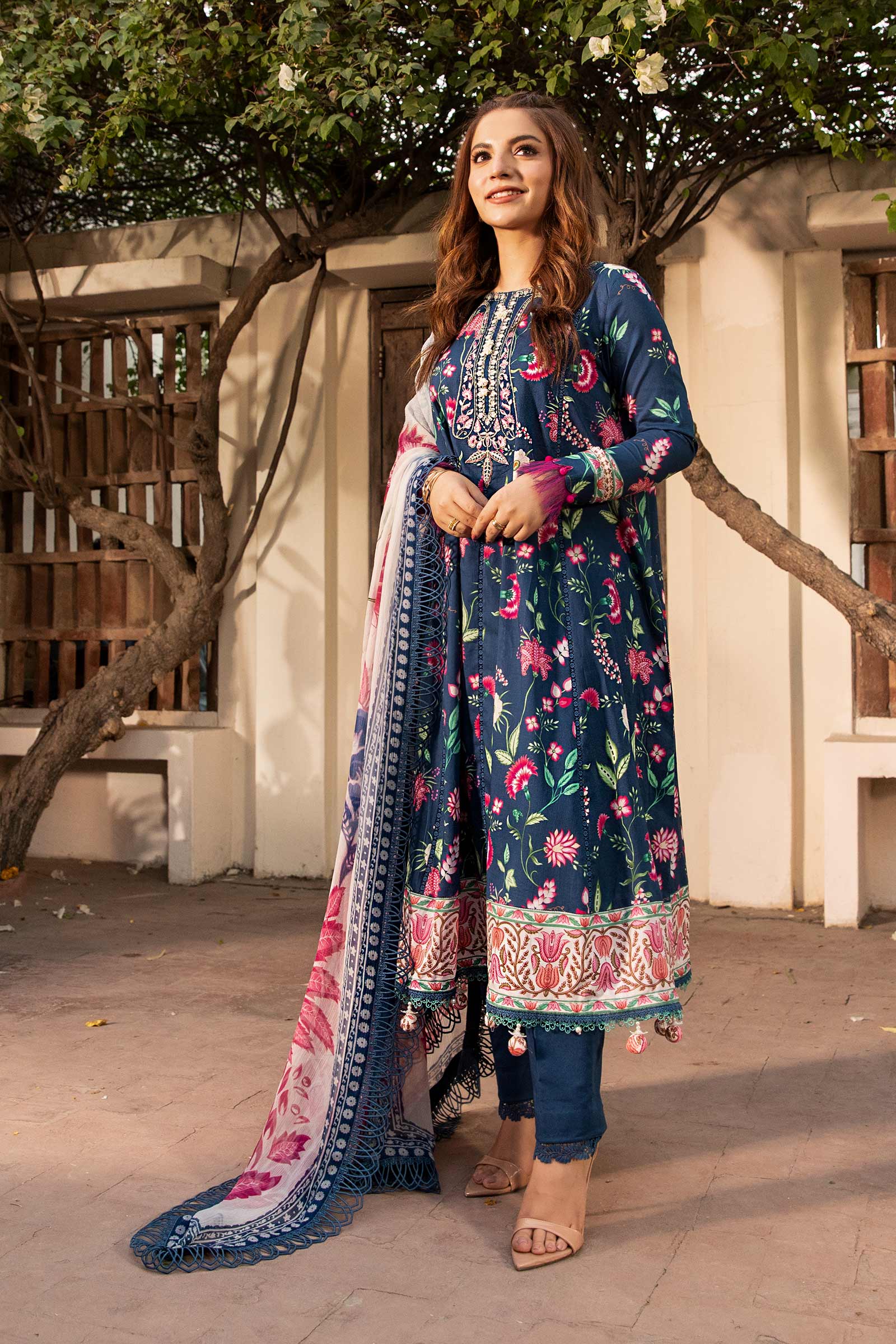 Maria B | Eid Basic Lawn | MB-CUS25-901B - Official Maria B stockist in UK - Sakeena London