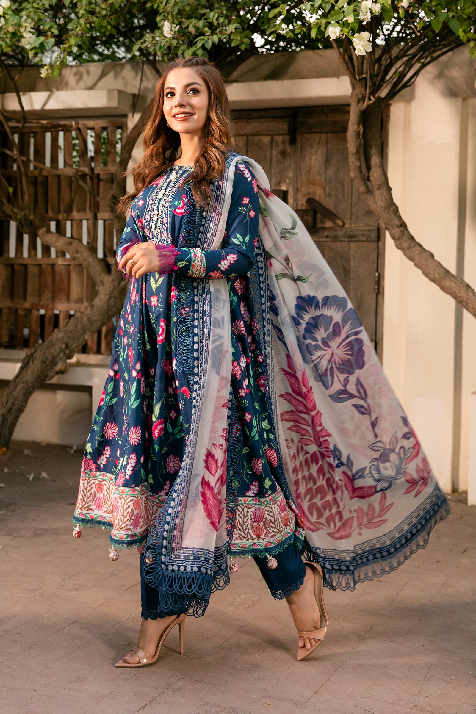 Maria B | Eid Basic Lawn | MB-CUS25-901B - Official Maria B stockist in UK - Sakeena London