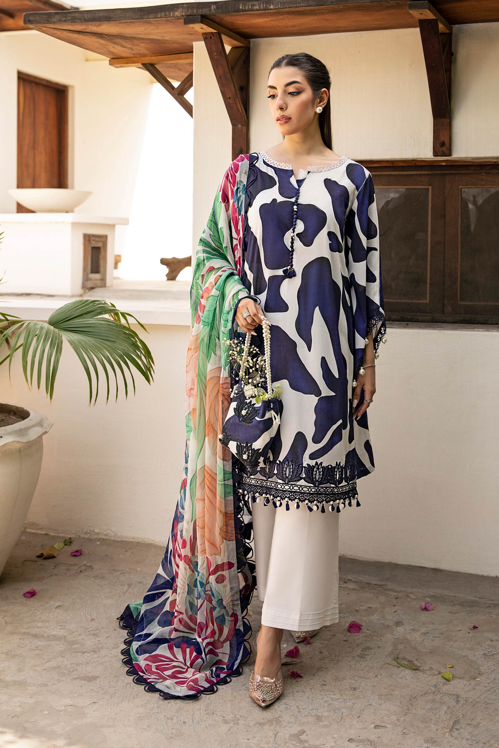 Maria B | Eid Basic Lawn | MB-CUS25-905B - Official Maria B stockist in UK - Sakeena London