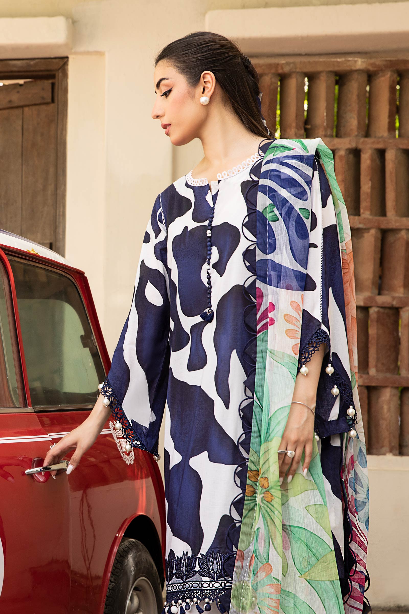 Maria B | Eid Basic Lawn | MB-CUS25-905B - Official Maria B stockist in UK - Sakeena London