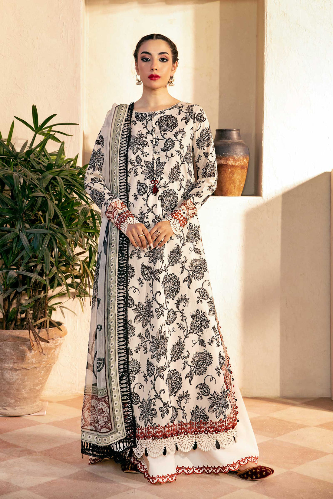 Maria B | Eid Basic Lawn | MB-CUS25-909A - Official Maria B stockist in UK - Sakeena London