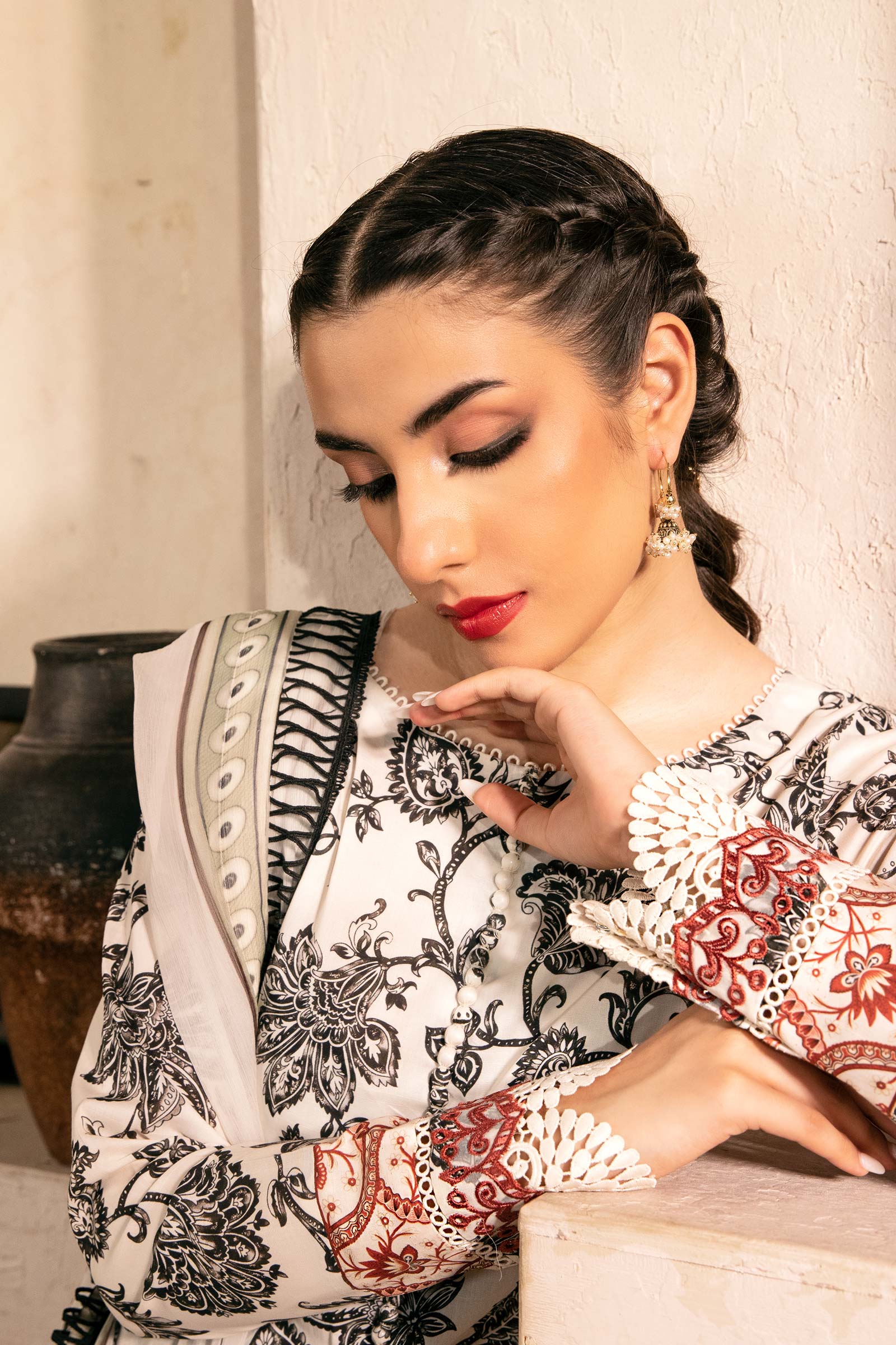 Maria B | Eid Basic Lawn | MB-CUS25-909A - Official Maria B stockist in UK - Sakeena London