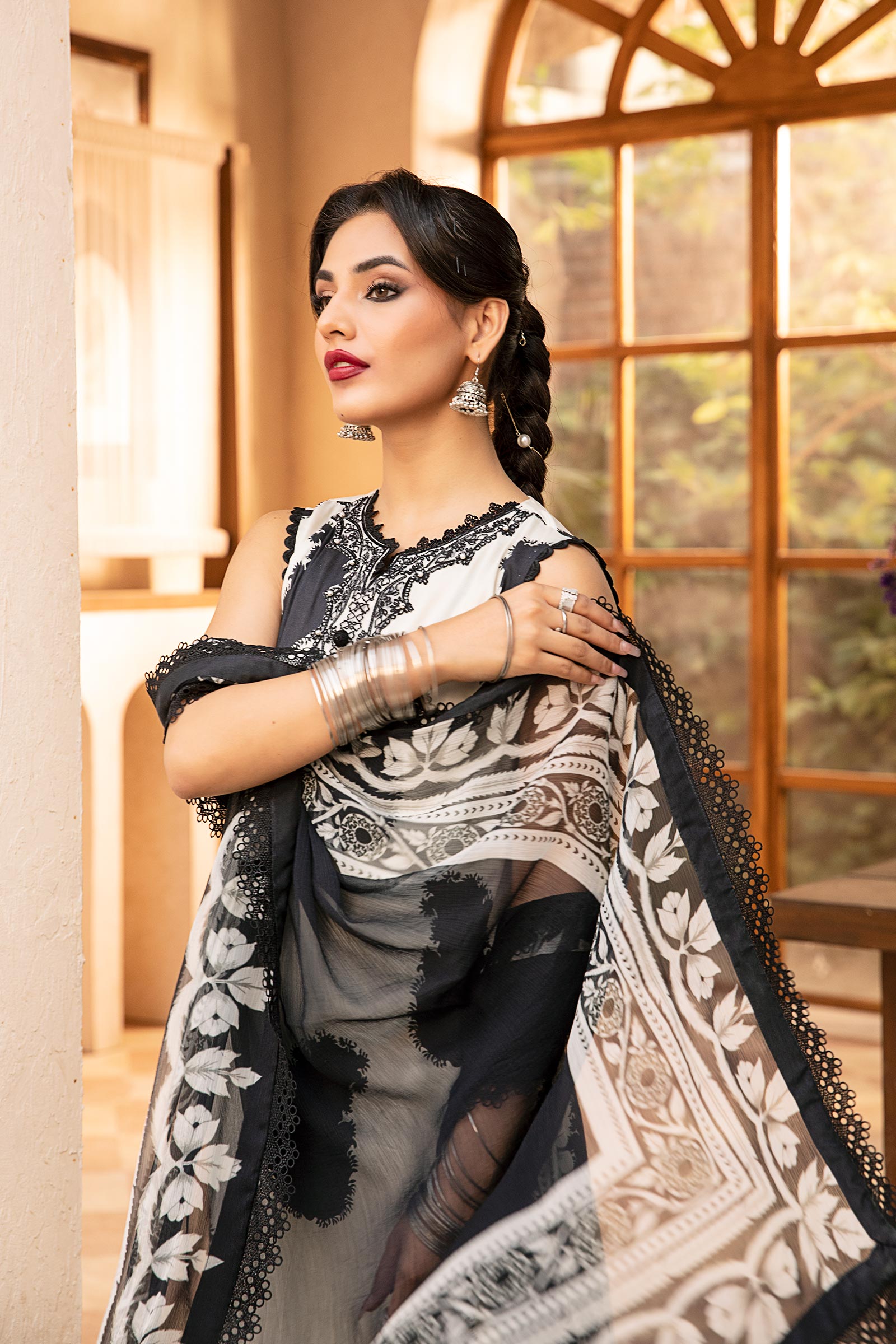 Maria B | Eid Basic Lawn | MB-CUS25-911B - Official Maria B stockist in UK - Sakeena London