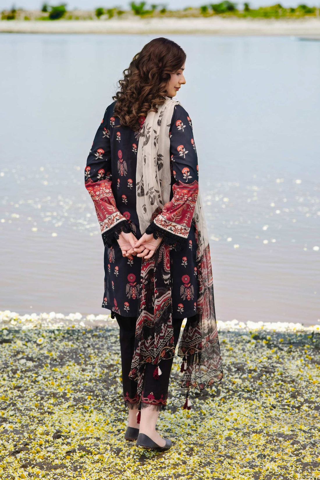Maria b | M Basics Lawn | 412-A - Official Maria B stockist in UK - Sakeena London