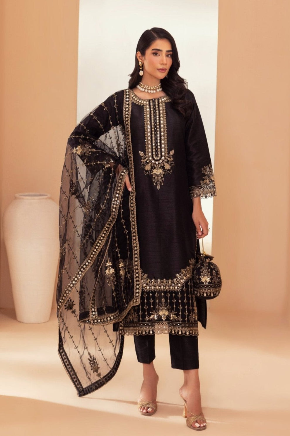 Mohagni | Heer Formals | MGS-22 - Official Mohagni stockist in UK - Sakeena London
