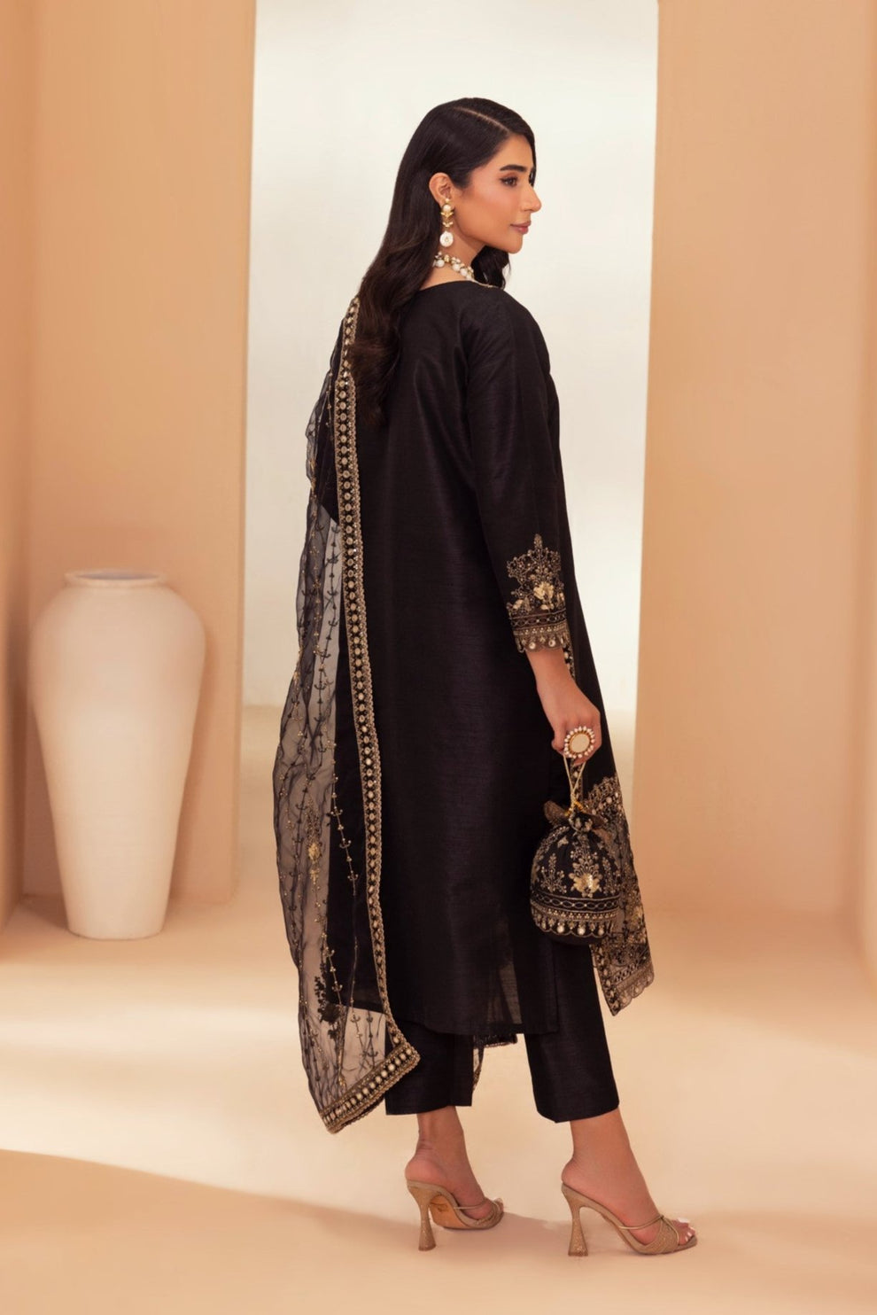 Mohagni | Heer Formals | MGS-22 - Official Mohagni stockist in UK - Sakeena London