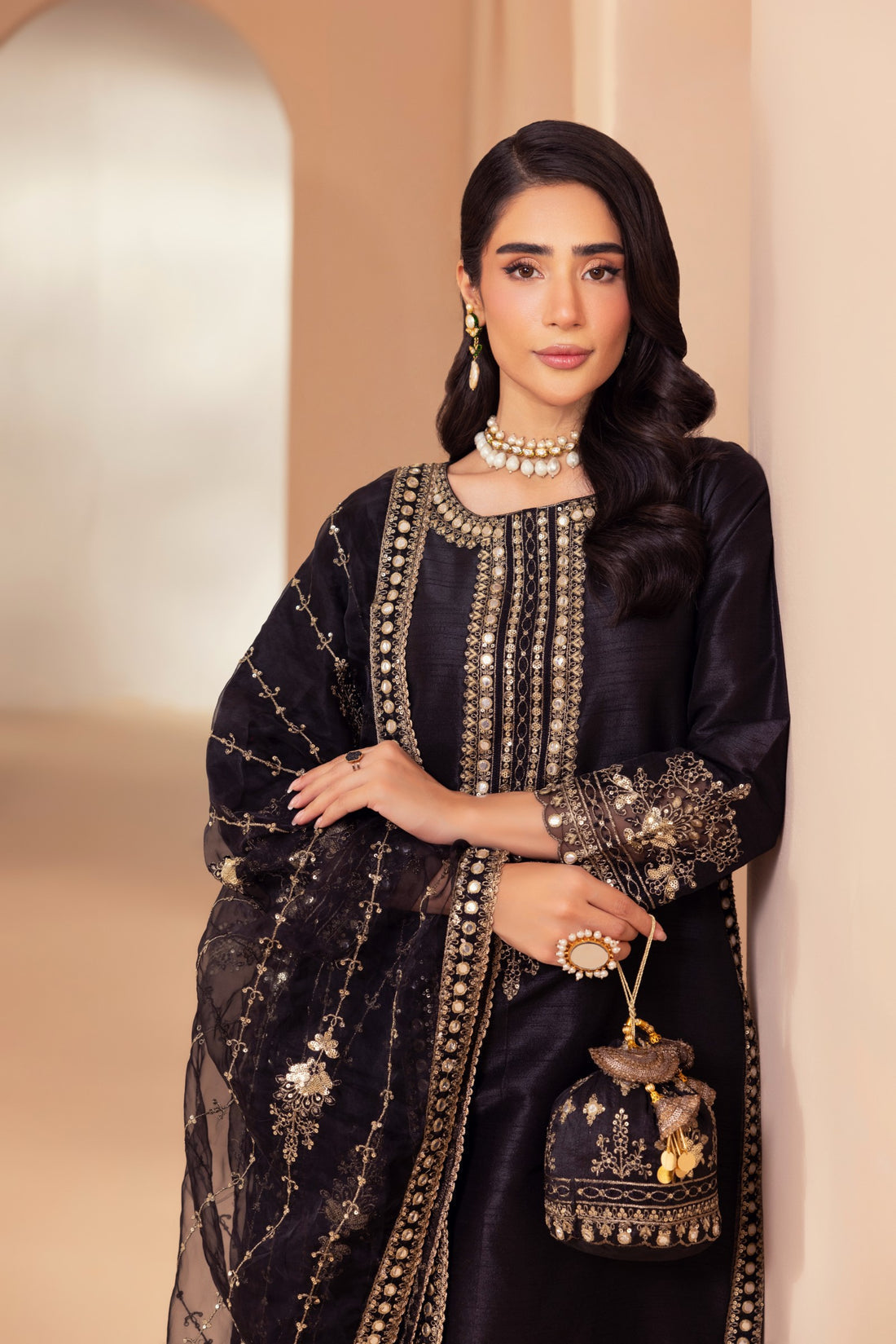 Mohagni | Heer Formals | MGS-22 - Official Mohagni stockist in UK - Sakeena London