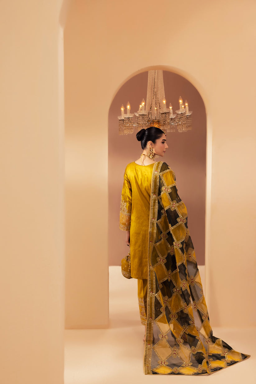 Mohagni | Heer Formals | MGS-25 - Official Mohagni stockist in UK - Sakeena London
