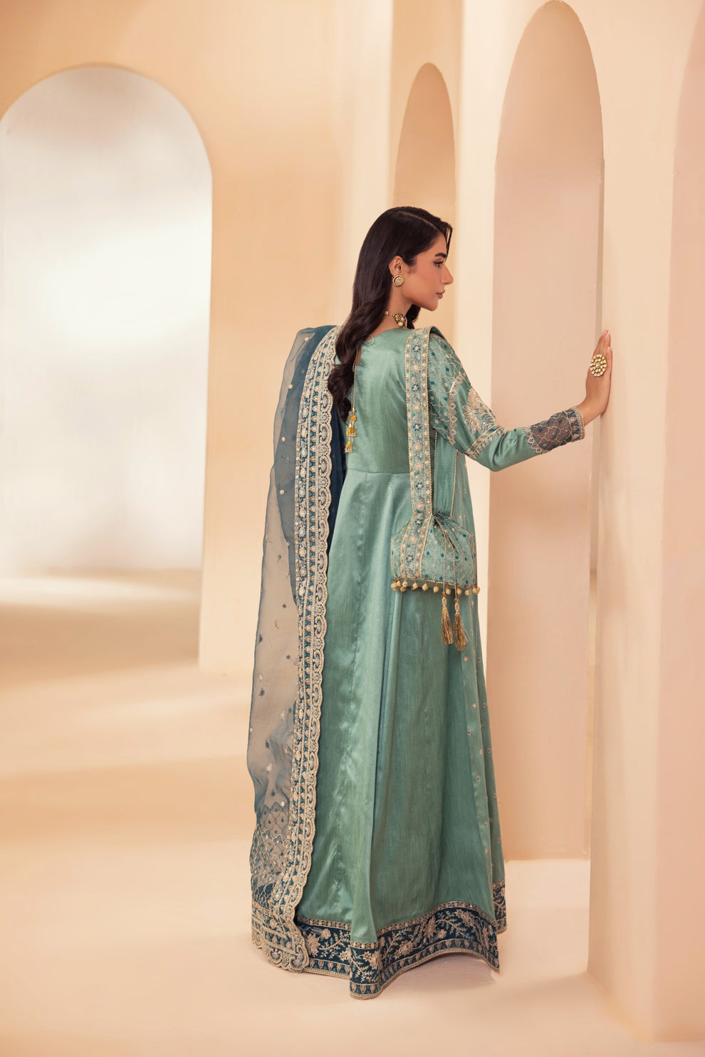 Mohagni | Heer Formals | MGS-30 - Official Mohagni stockist in UK - Sakeena London